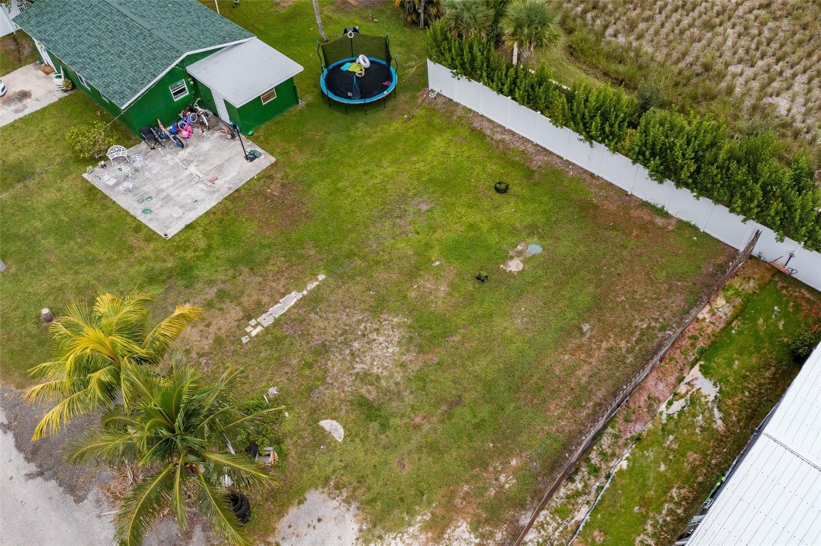 Greens Unrec - Land