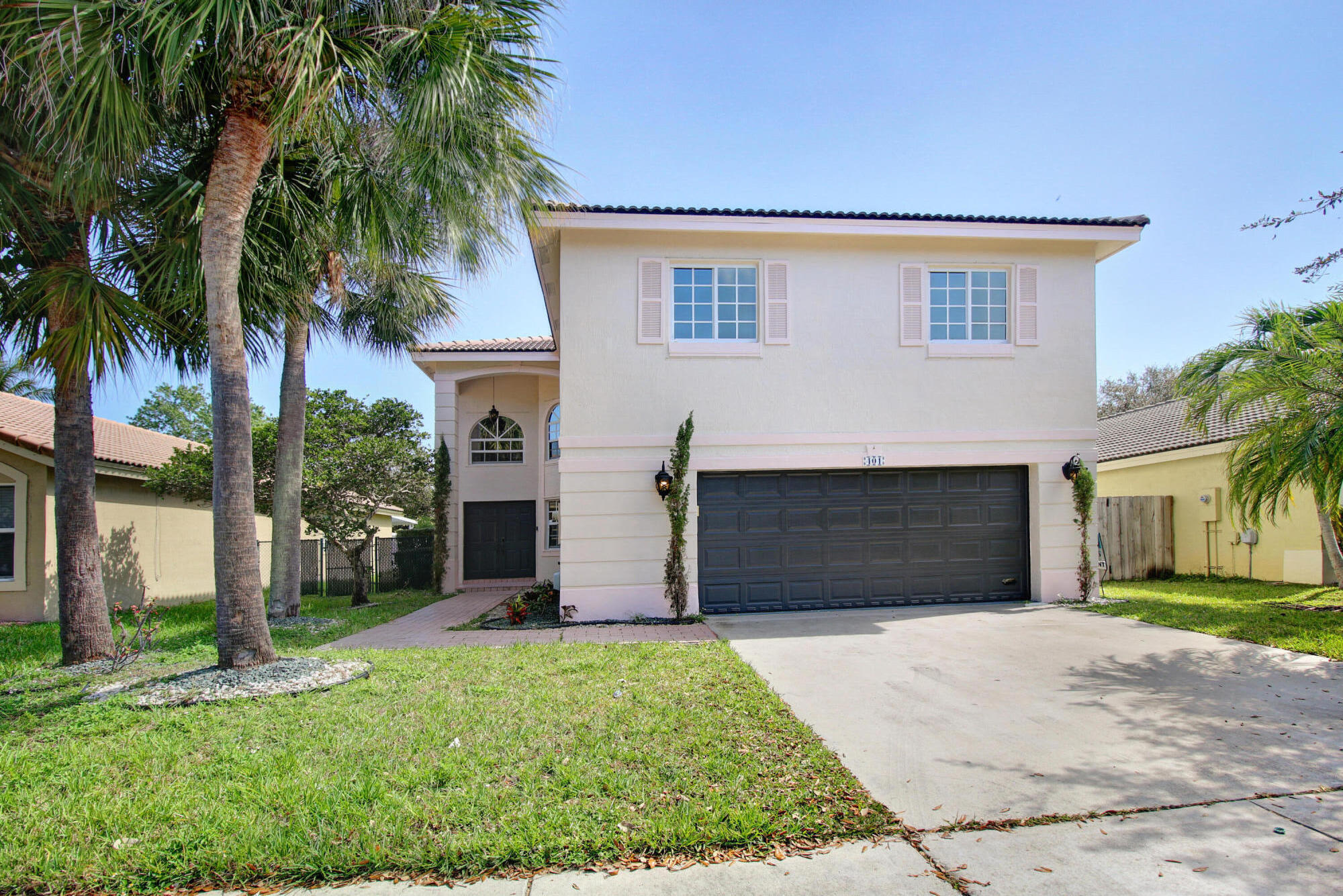 CHAPEL TRAIL REPLAT - Residential Lease