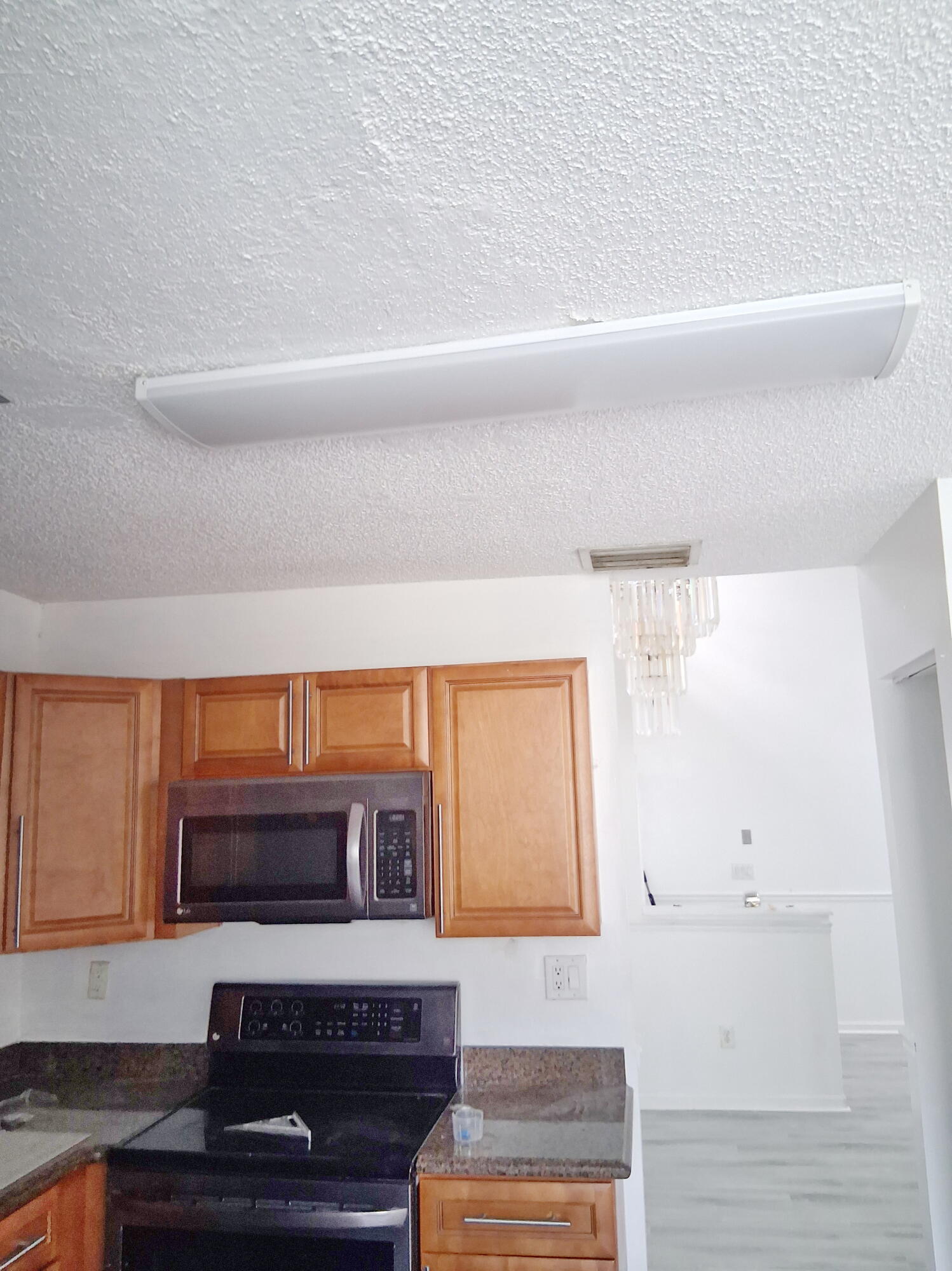 CHAPEL TRAIL REPLAT - Residential Lease
