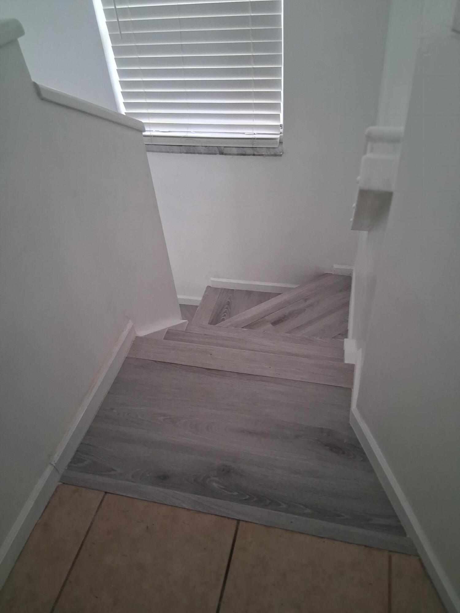 CHAPEL TRAIL REPLAT - Residential Lease
