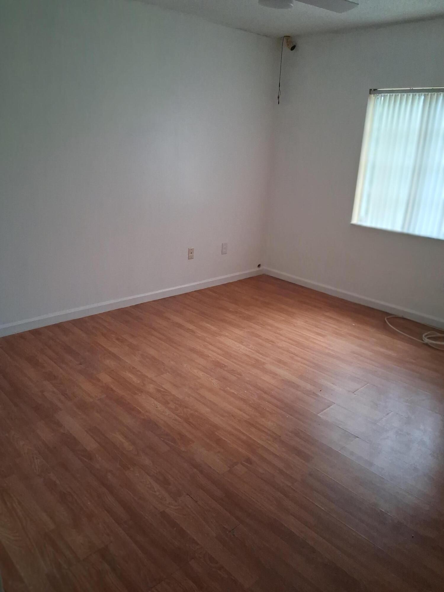 CHAPEL TRAIL REPLAT - Residential Lease