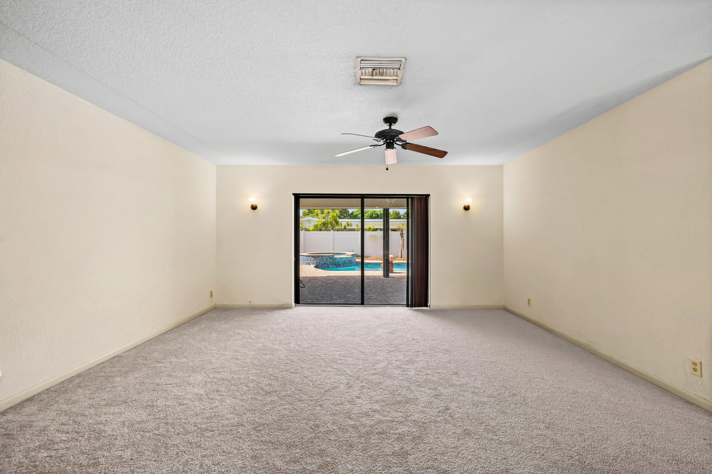 ORIOLE-MARGATE SEC 4 - Residential