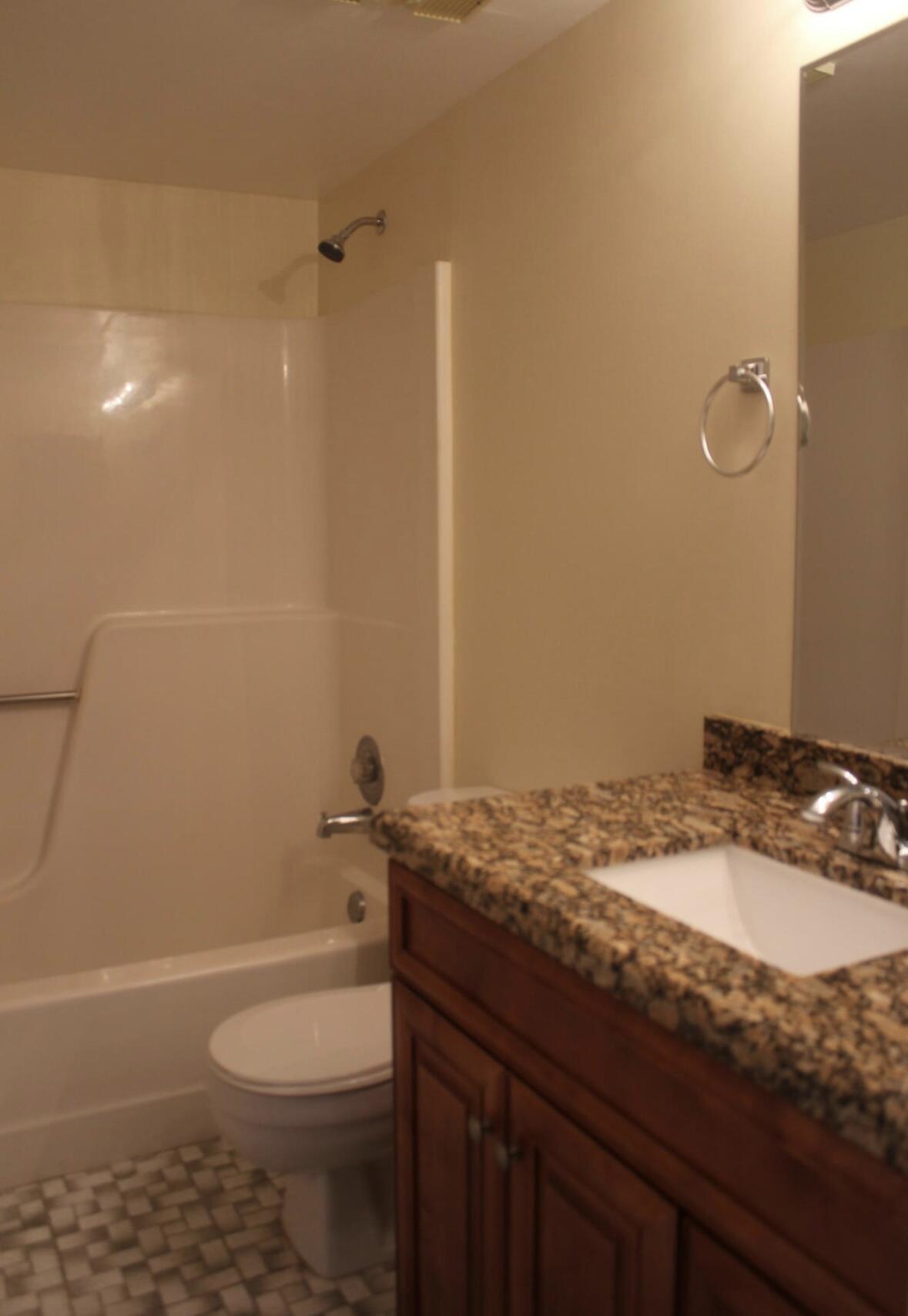 KENSINGTON WALK CONDO - Residential