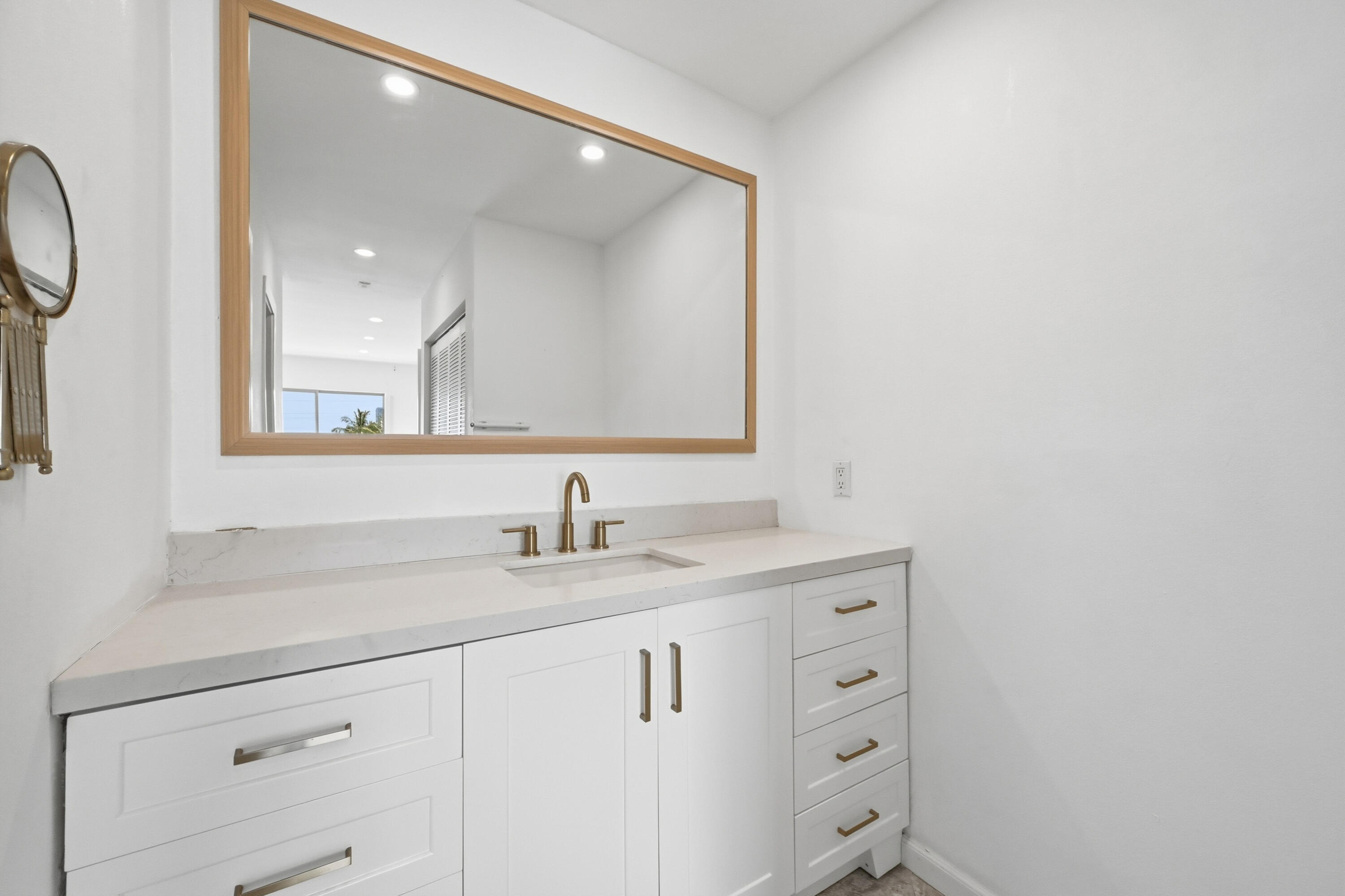 FLORENCE CONDO - Residential