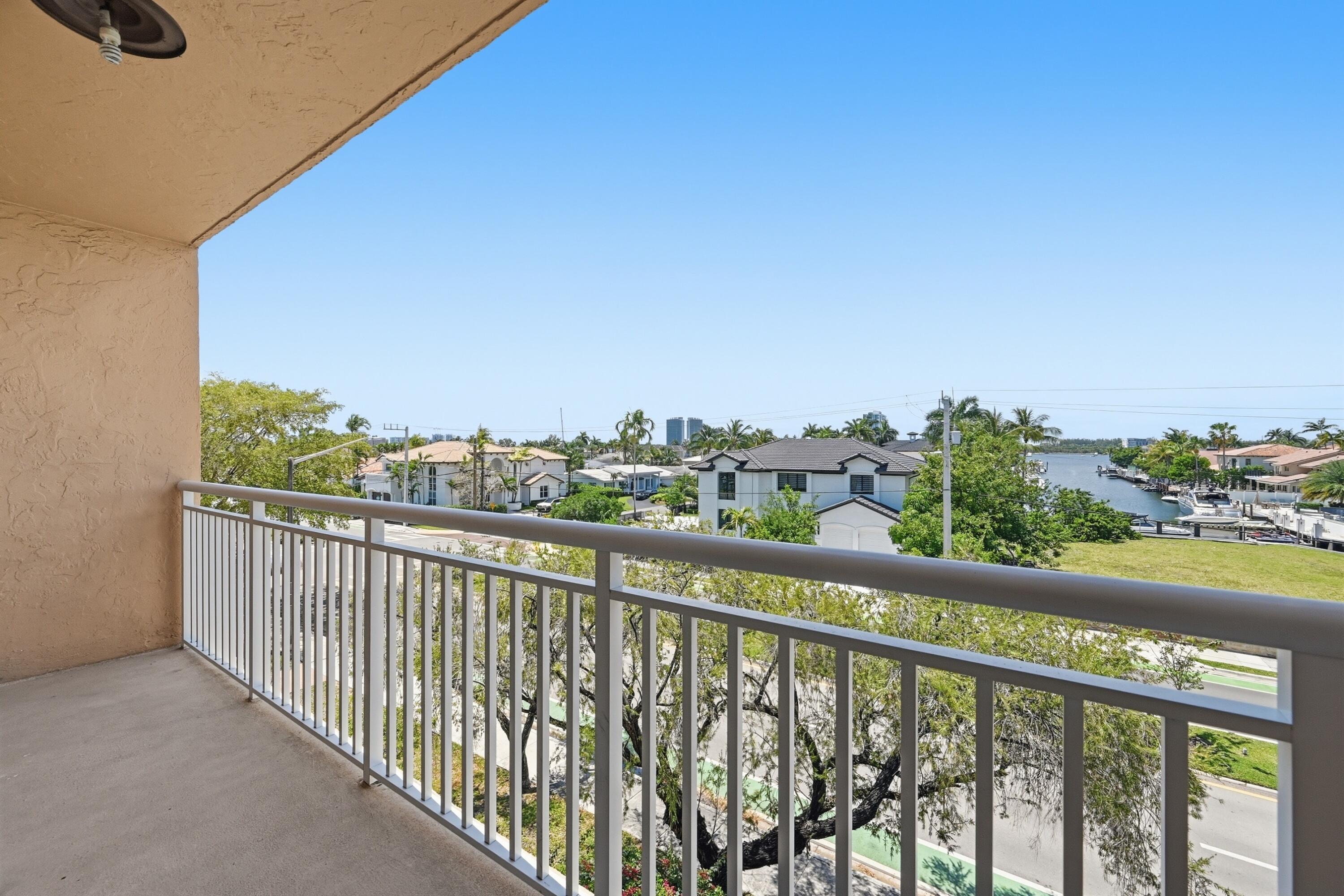 FLORENCE CONDO - Residential