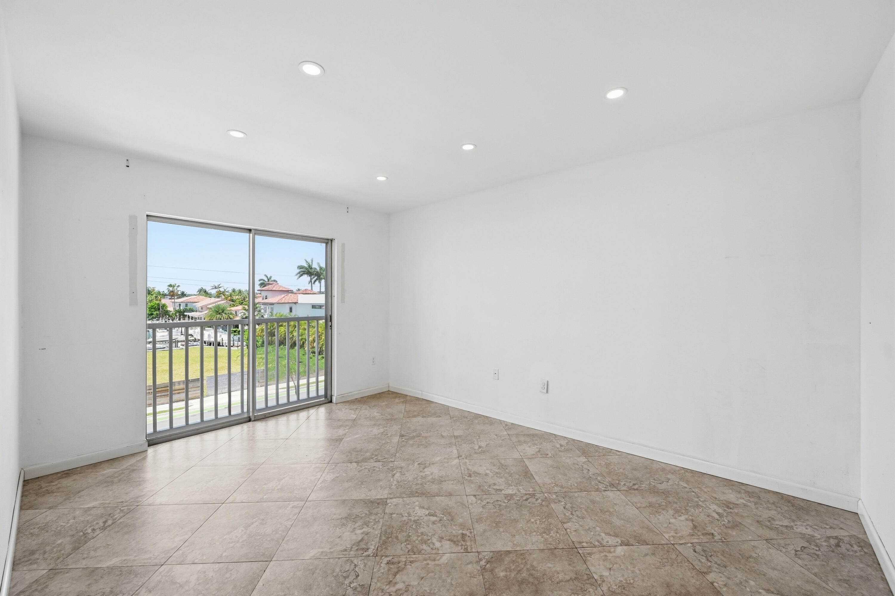 FLORENCE CONDO - Residential