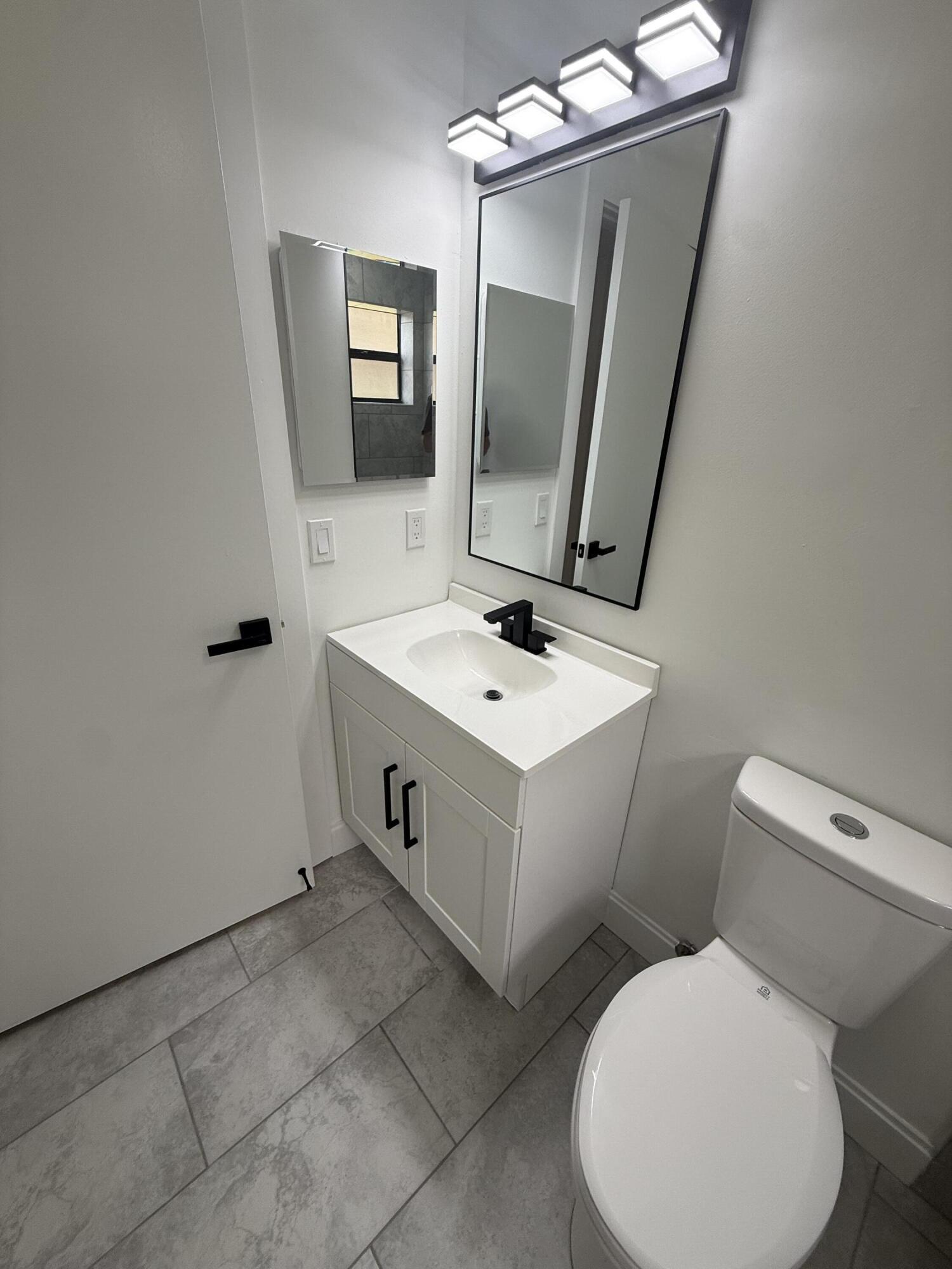 APPLEWOOD VILLAGE I-D CONDO - Residential