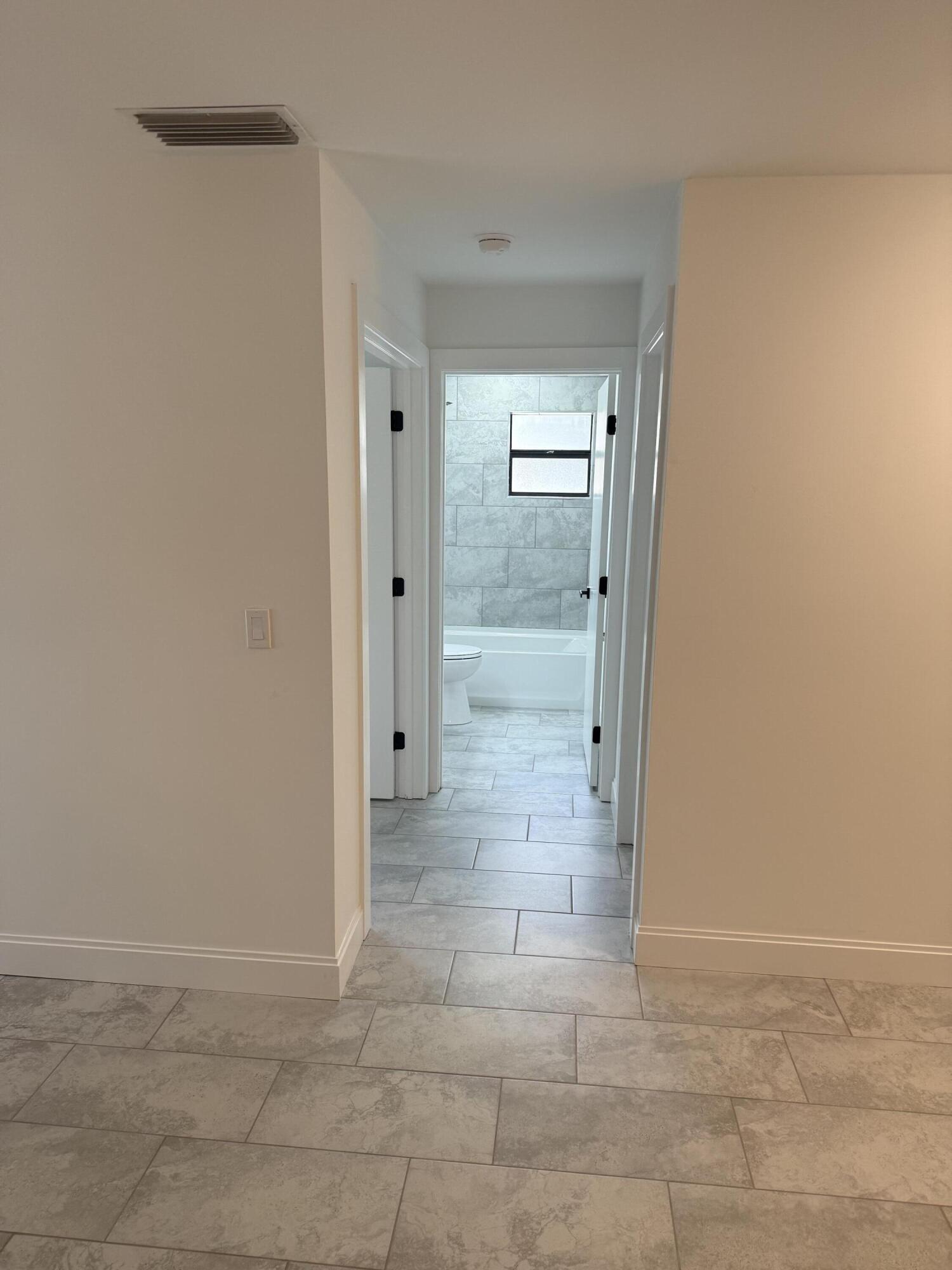 APPLEWOOD VILLAGE I-D CONDO - Residential