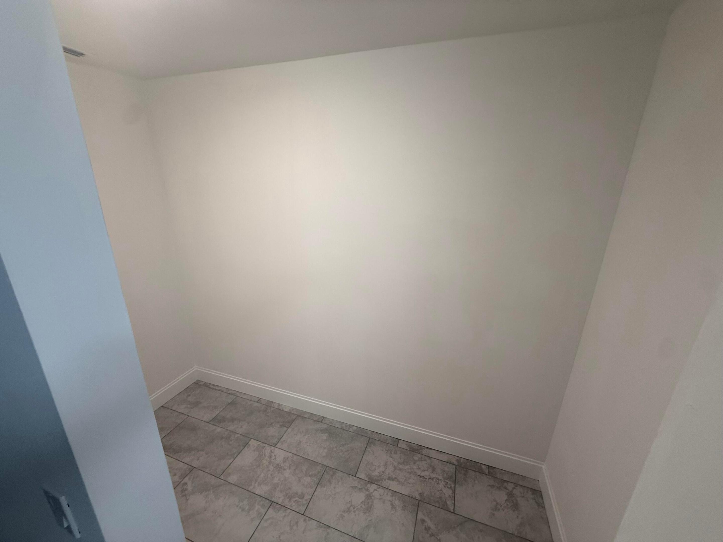 APPLEWOOD VILLAGE I-D CONDO - Residential