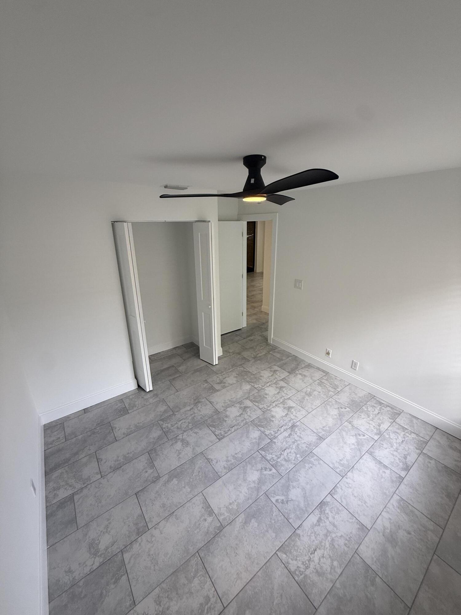 APPLEWOOD VILLAGE I-D CONDO - Residential