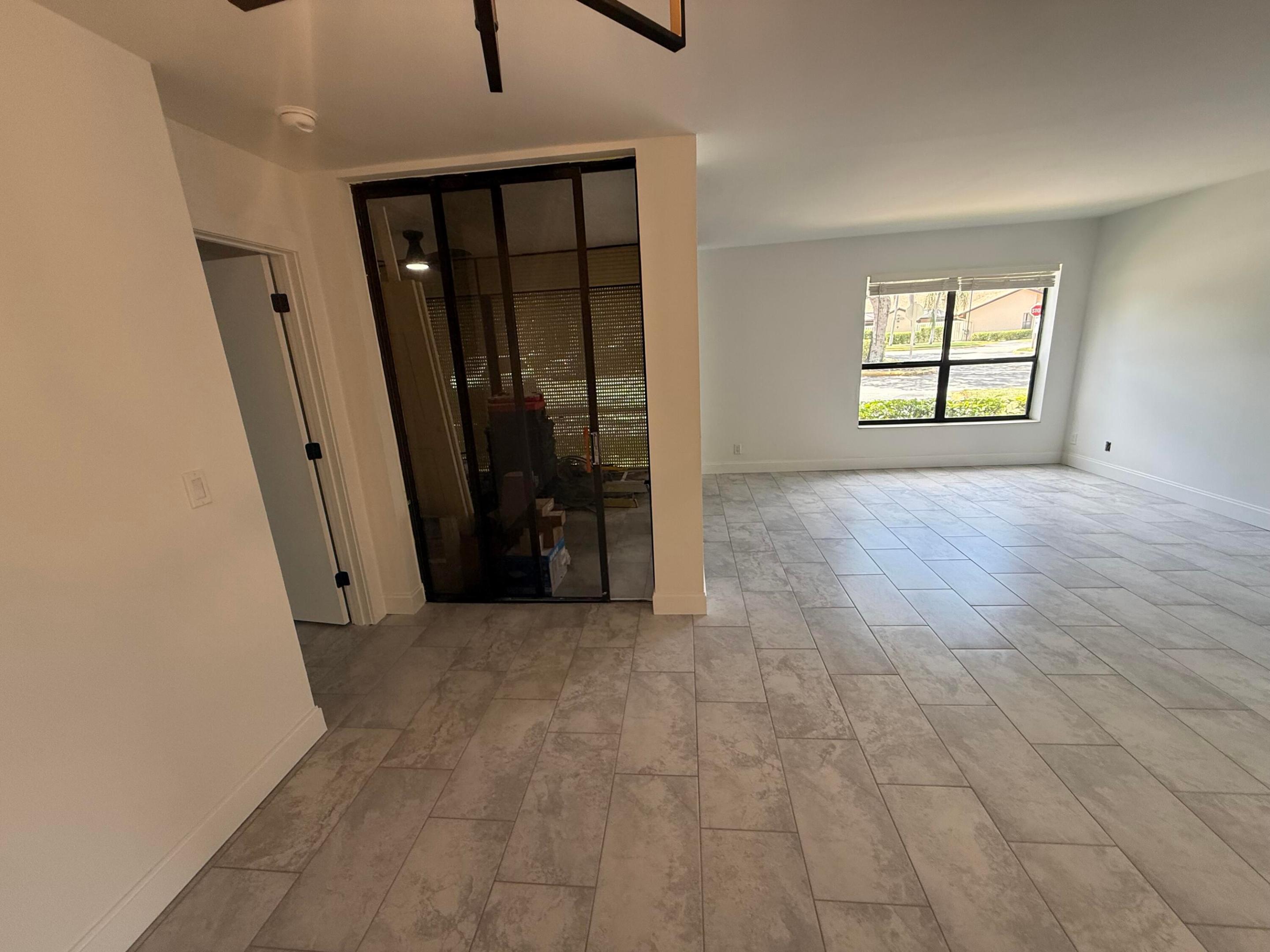 APPLEWOOD VILLAGE I-D CONDO - Residential