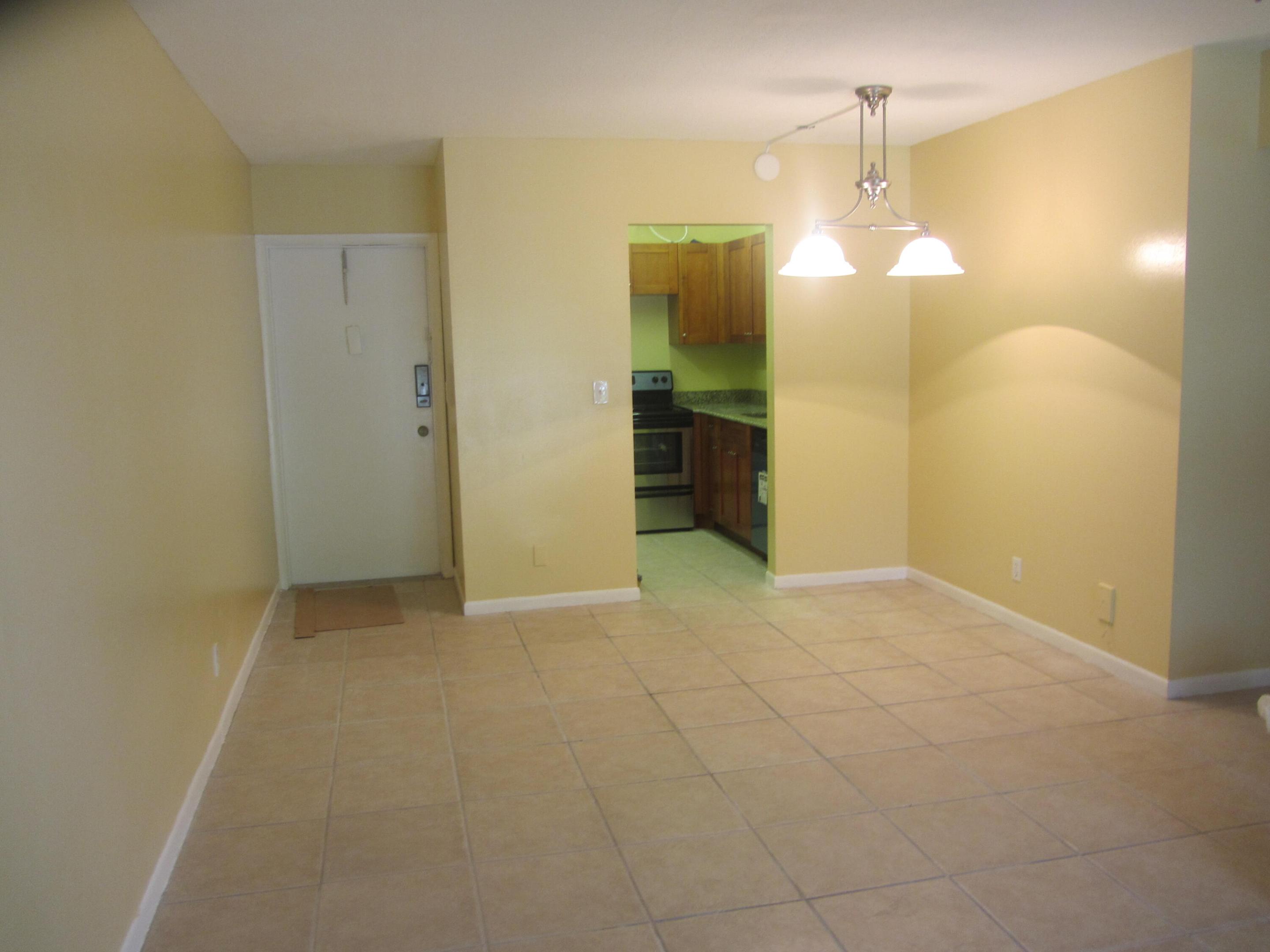 SPANISH OAKS CONDO - Residential Lease
