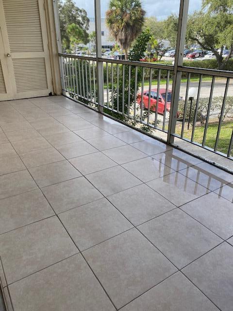 SPANISH OAKS CONDO - Residential Lease