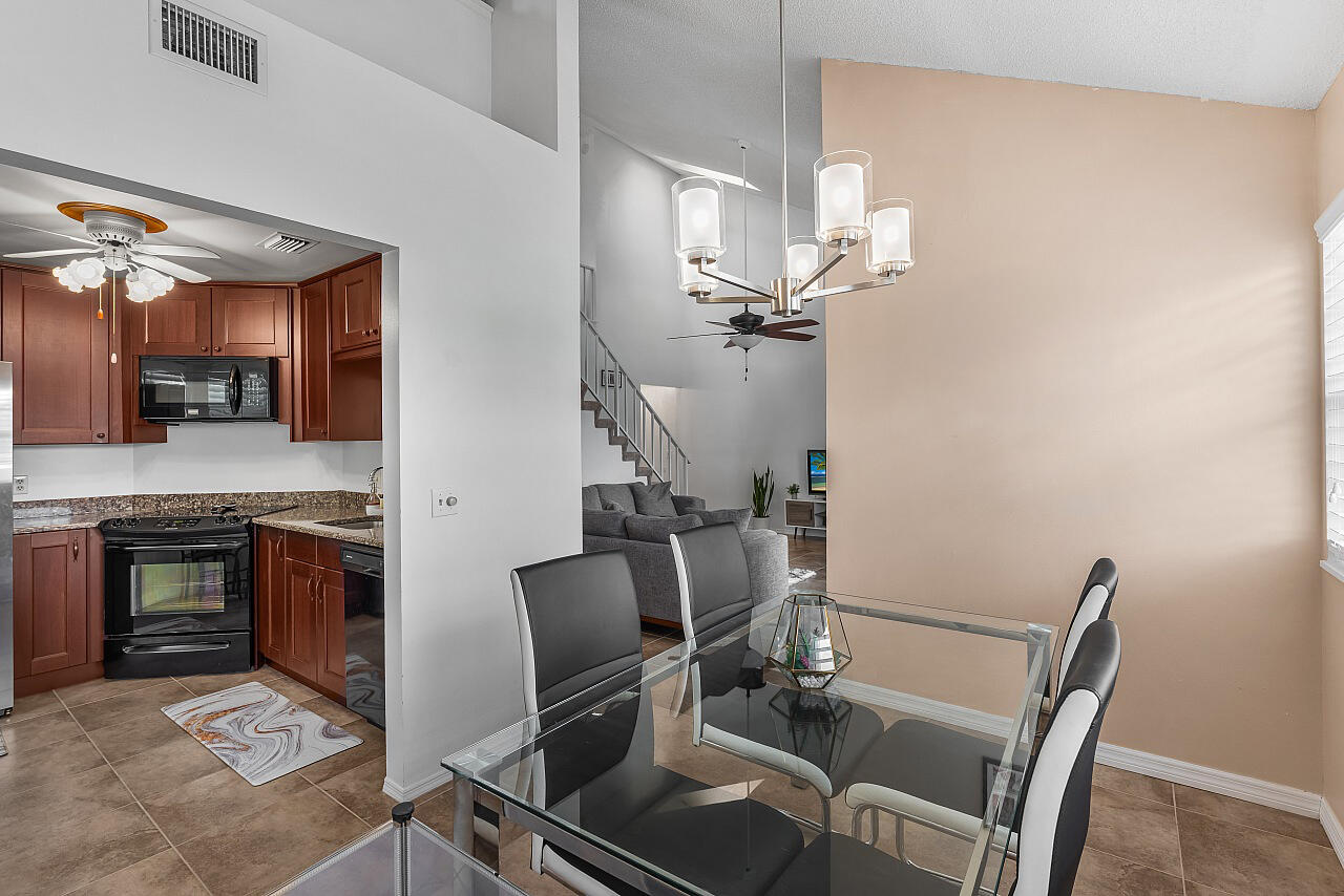 LAKE IN THE WOODS AT VERO BEACH CONDO - Residential