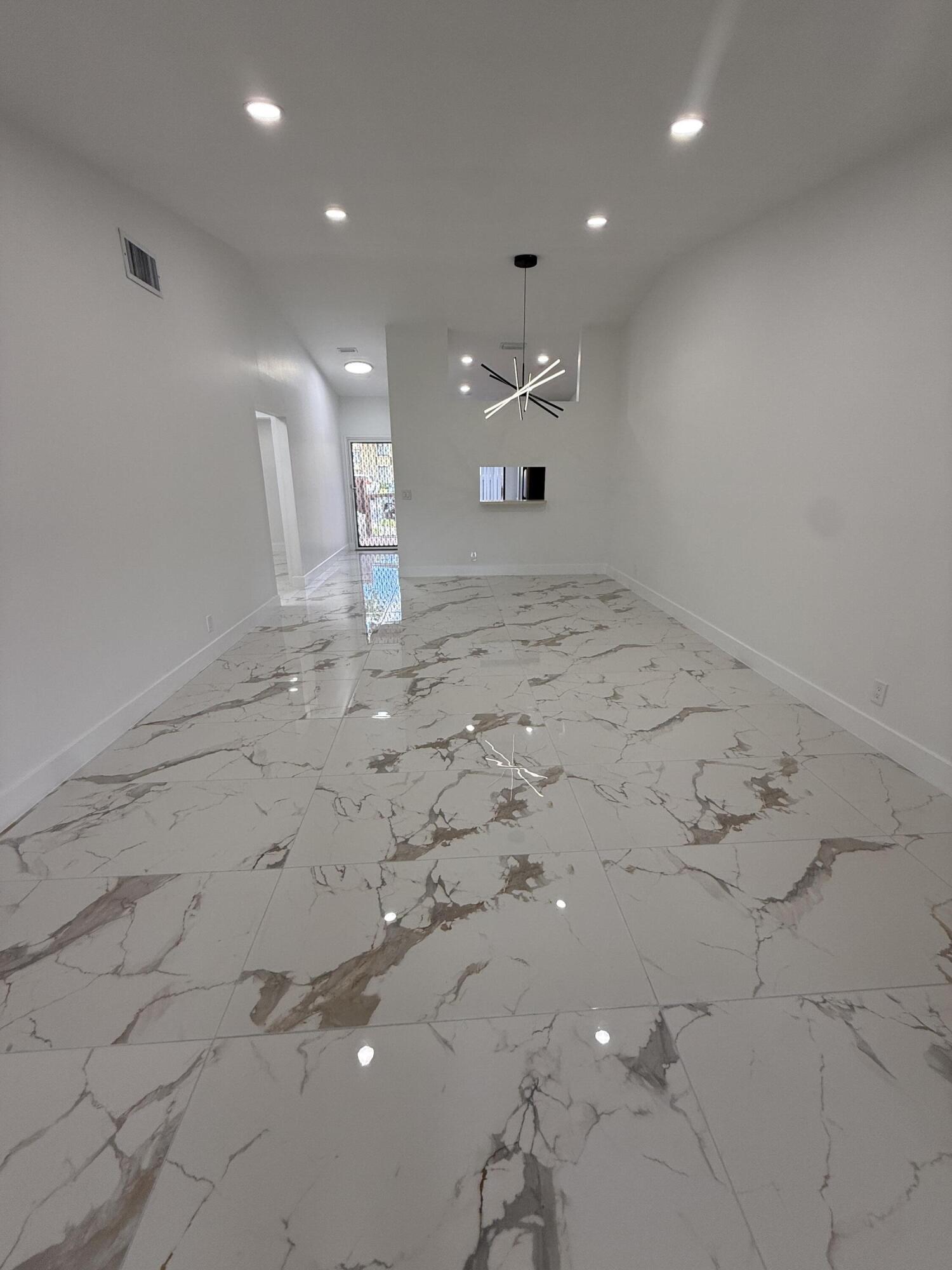 PINE RIDGE NORTH VILLAGE IV CONDO - Residential Lease