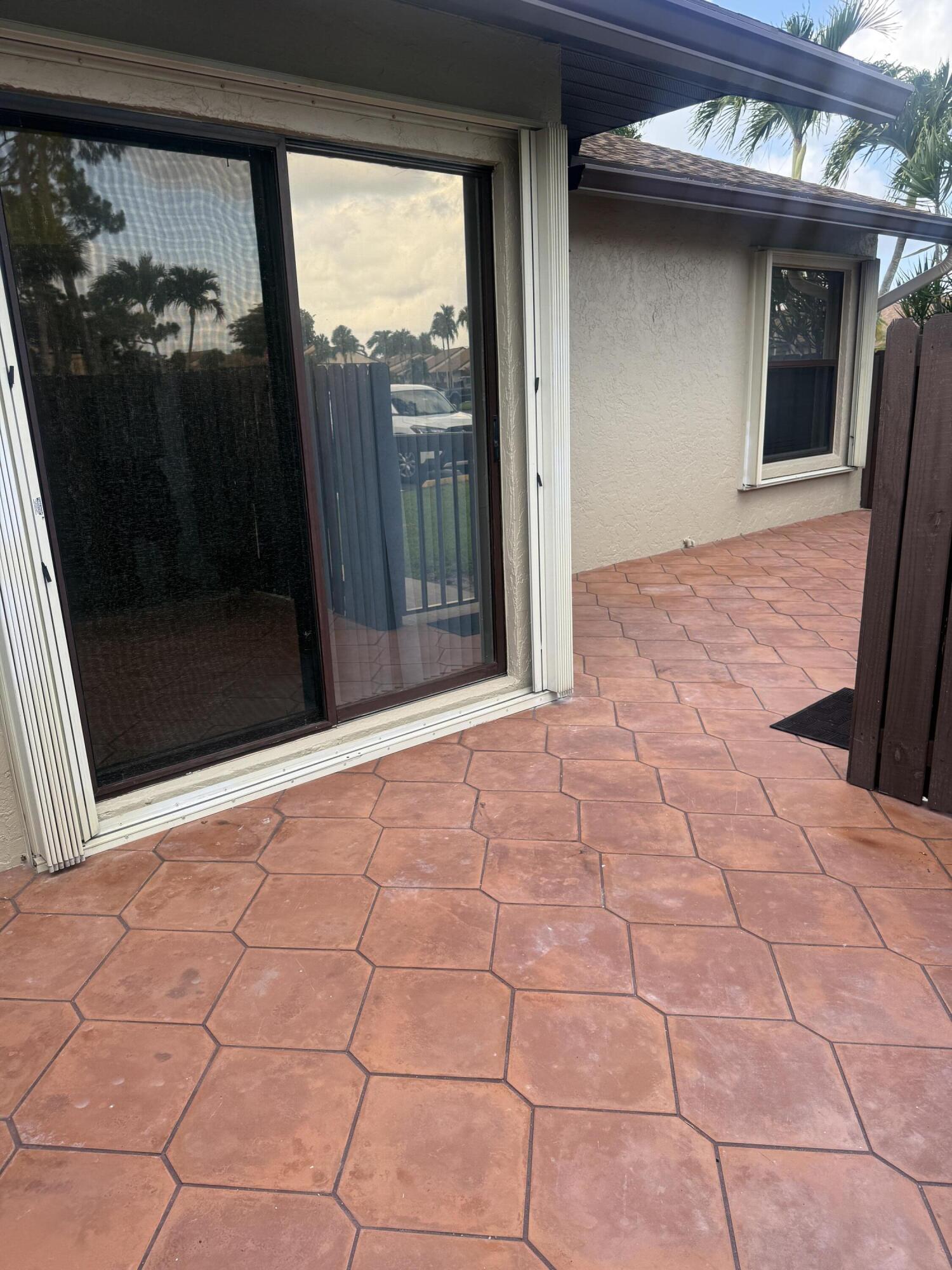 PINE RIDGE NORTH VILLAGE IV CONDO - Residential Lease