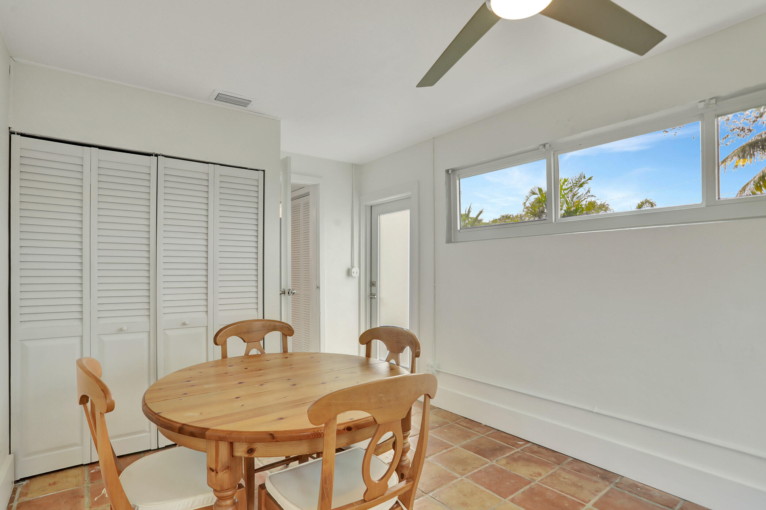CYPRESS HARBOR 5TH SEC - Residential Lease