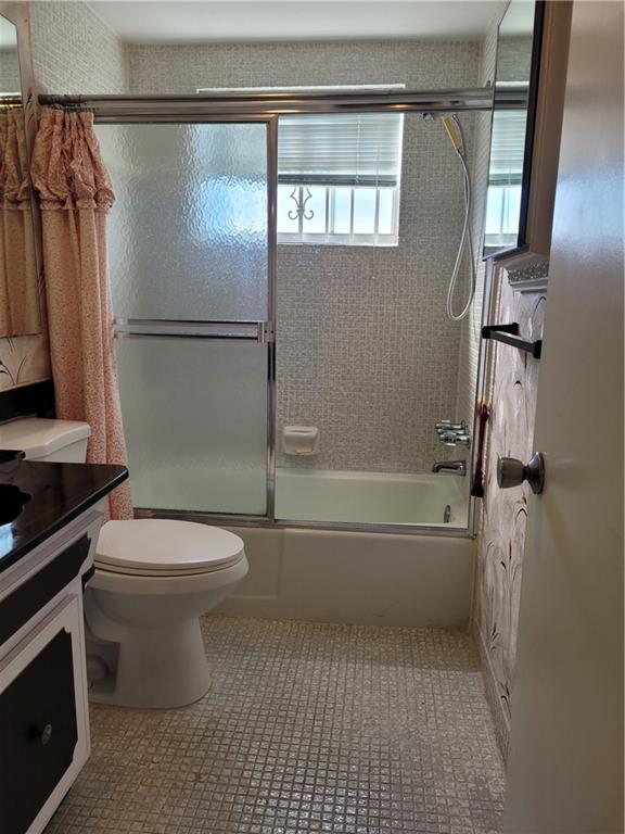 EMERALD CONDO - Residential