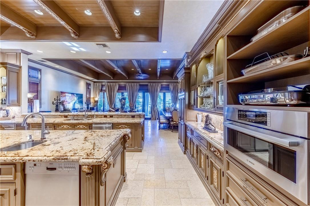 Lighthouse Point 6th Sec - Residential