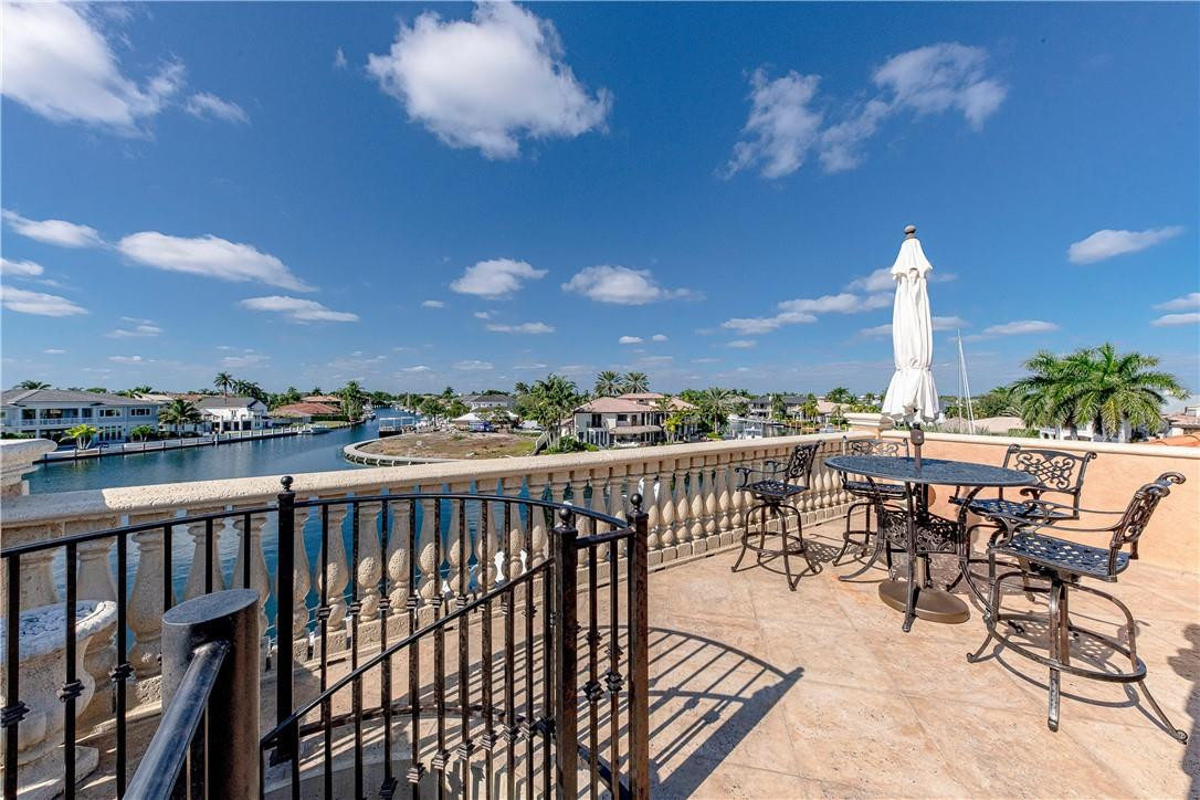 Lighthouse Point 6th Sec - Residential