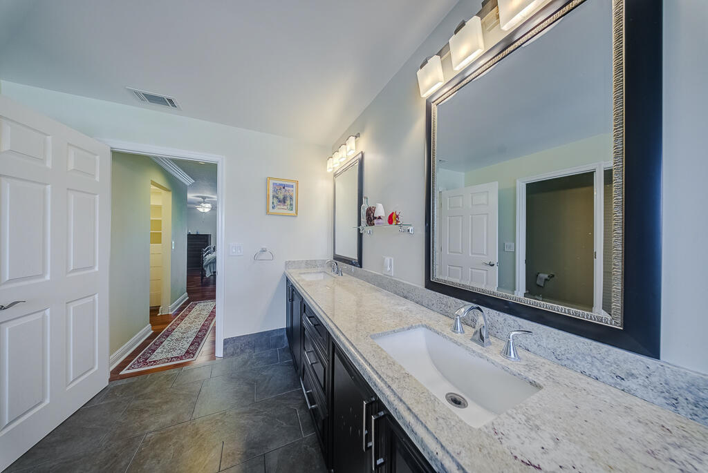LAKEFIELD OF THE LANDINGS AT WELLINGTON 1 - Residential