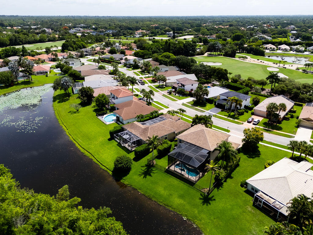 LAKEFIELD OF THE LANDINGS AT WELLINGTON 1 - Residential