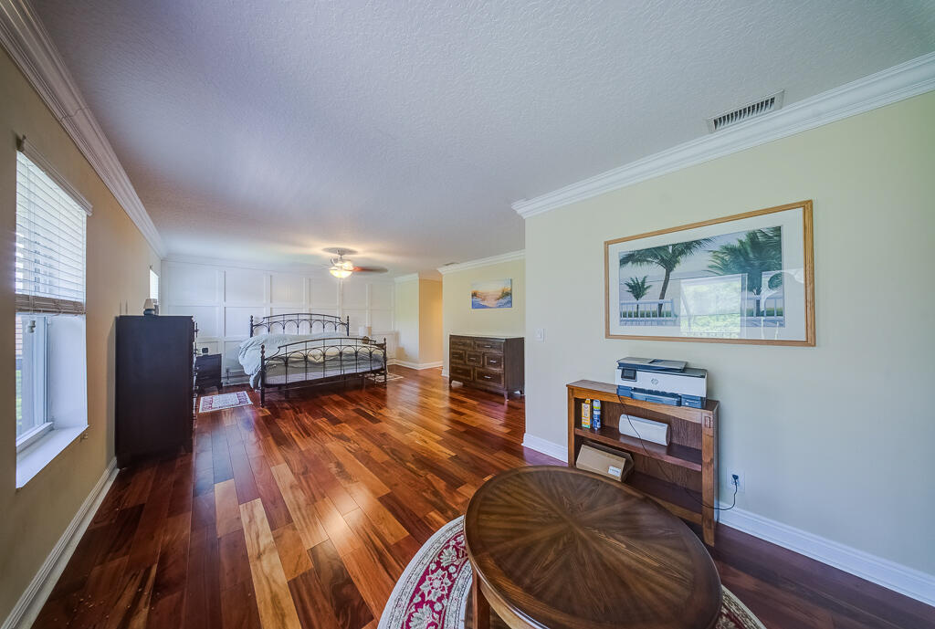 LAKEFIELD OF THE LANDINGS AT WELLINGTON 1 - Residential