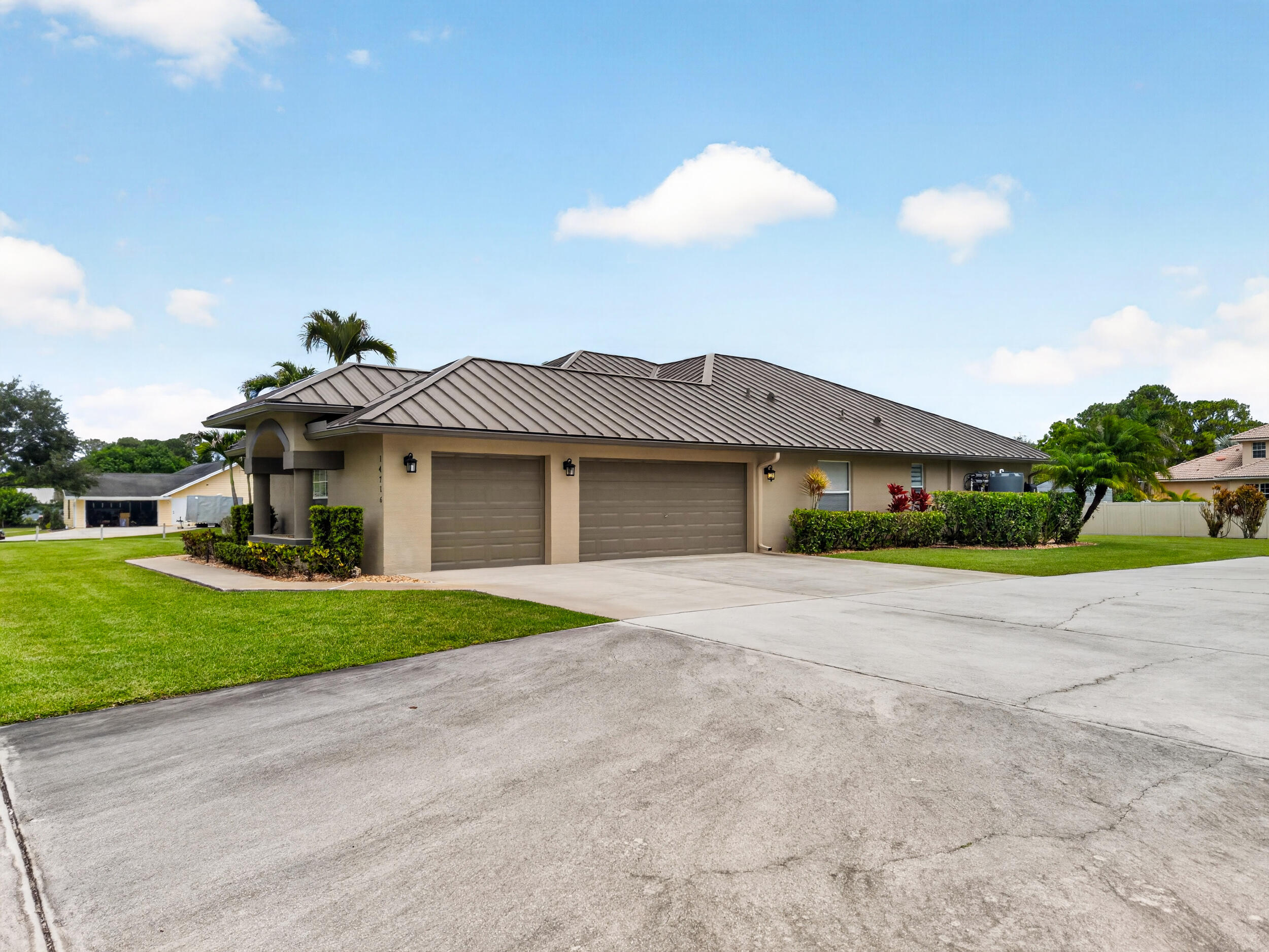 ACREAGE - Residential