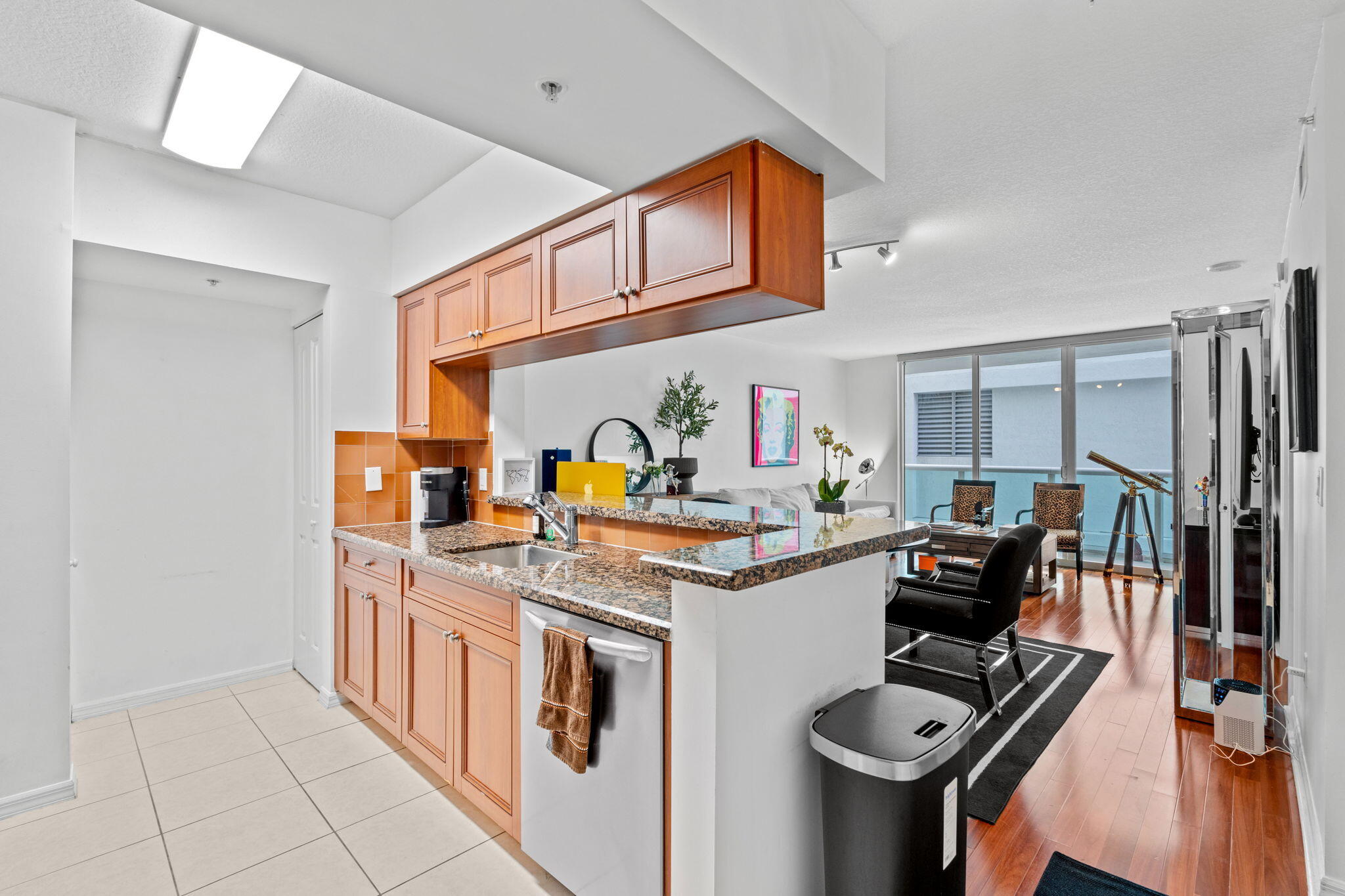 WATERGARDEN CONDO - Residential Lease