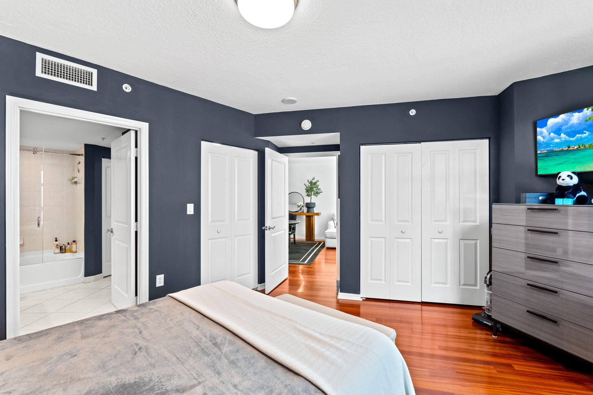 WATERGARDEN CONDO - Residential Lease