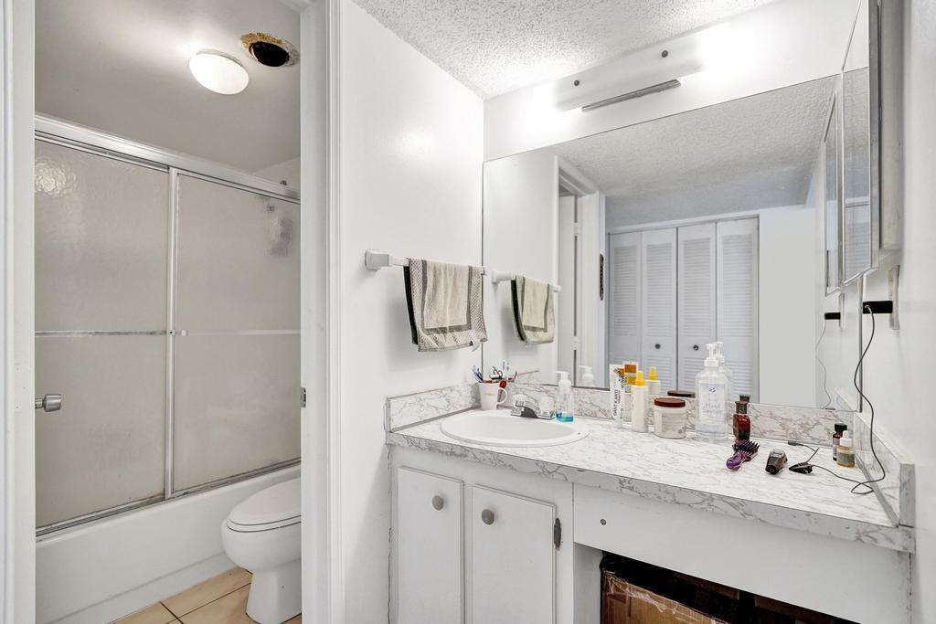 TANGERINE CONDOMINIUM THREE - Residential