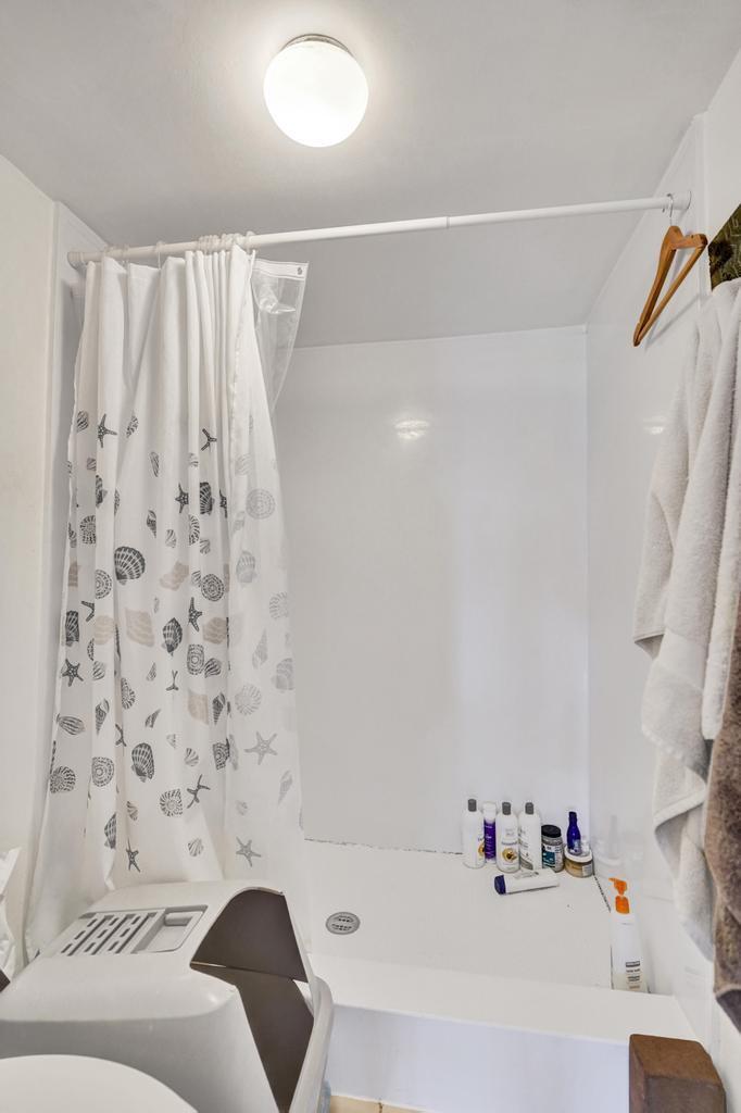 TANGERINE CONDOMINIUM THREE - Residential
