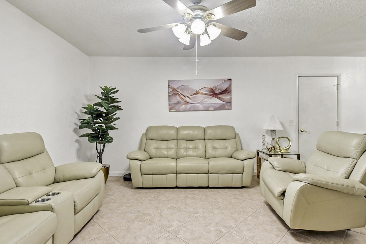 PALM SPRINGS VILLAGE 5 - Residential