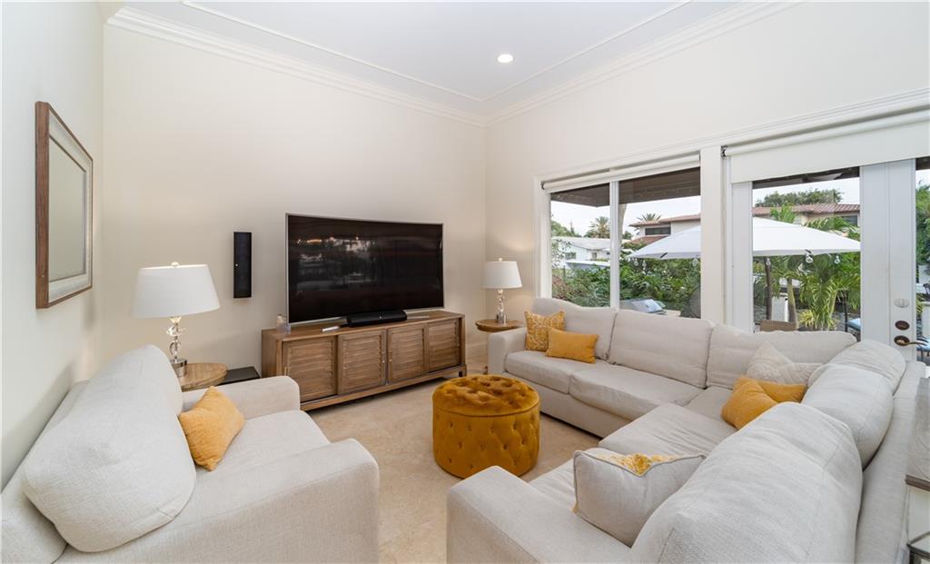 CORAL RIDGE COUNTRY CLUB - Residential