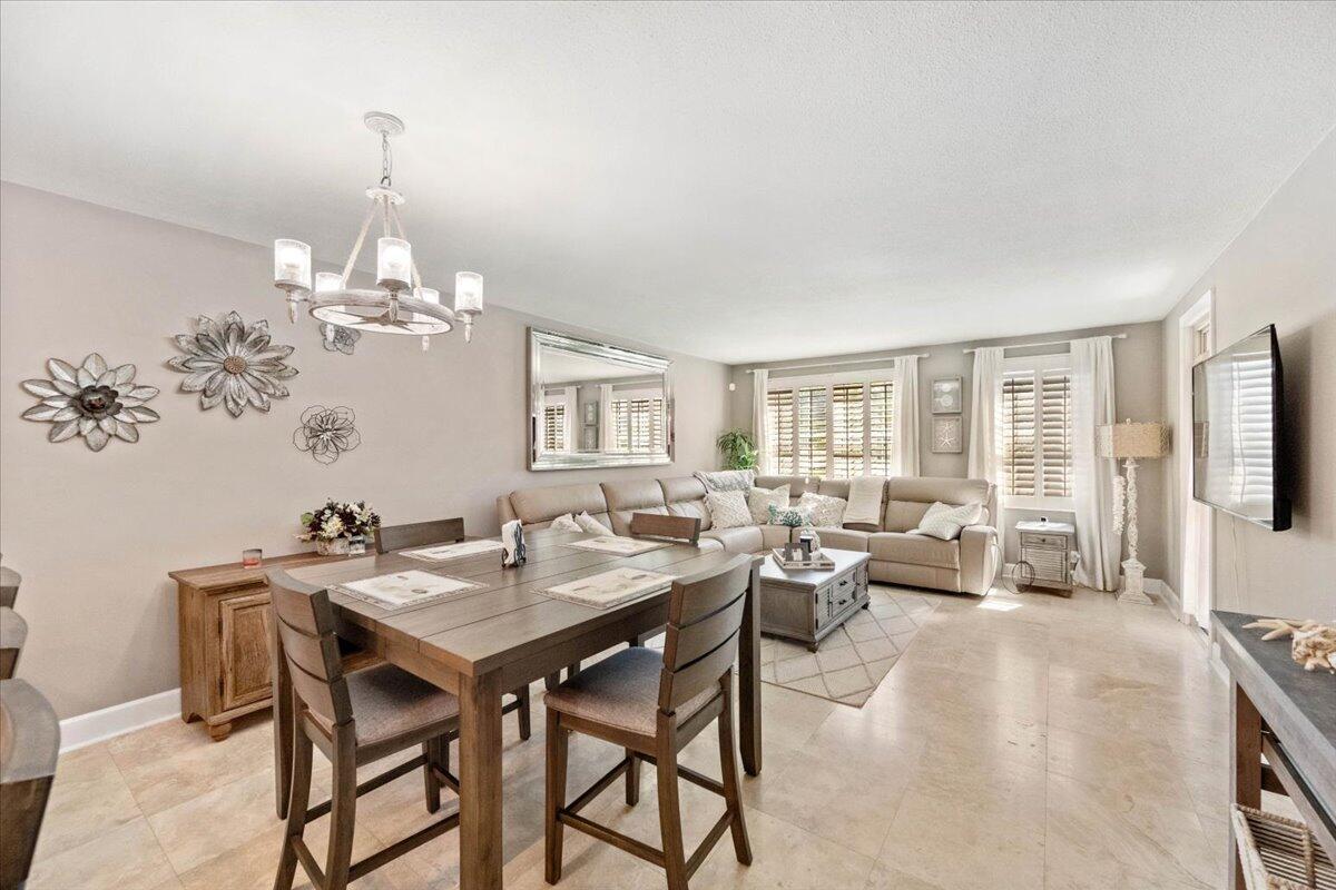 LA BONNE VIE CONDO - Residential Lease