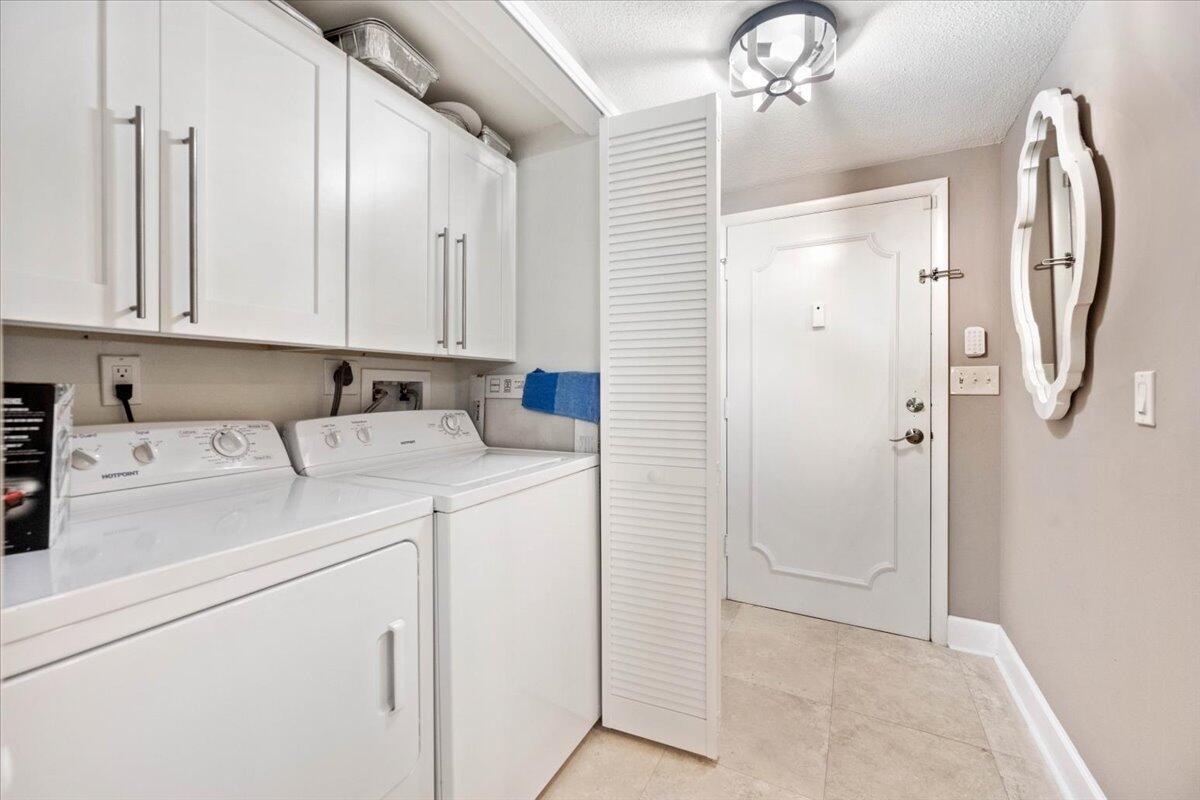 LA BONNE VIE CONDO - Residential Lease