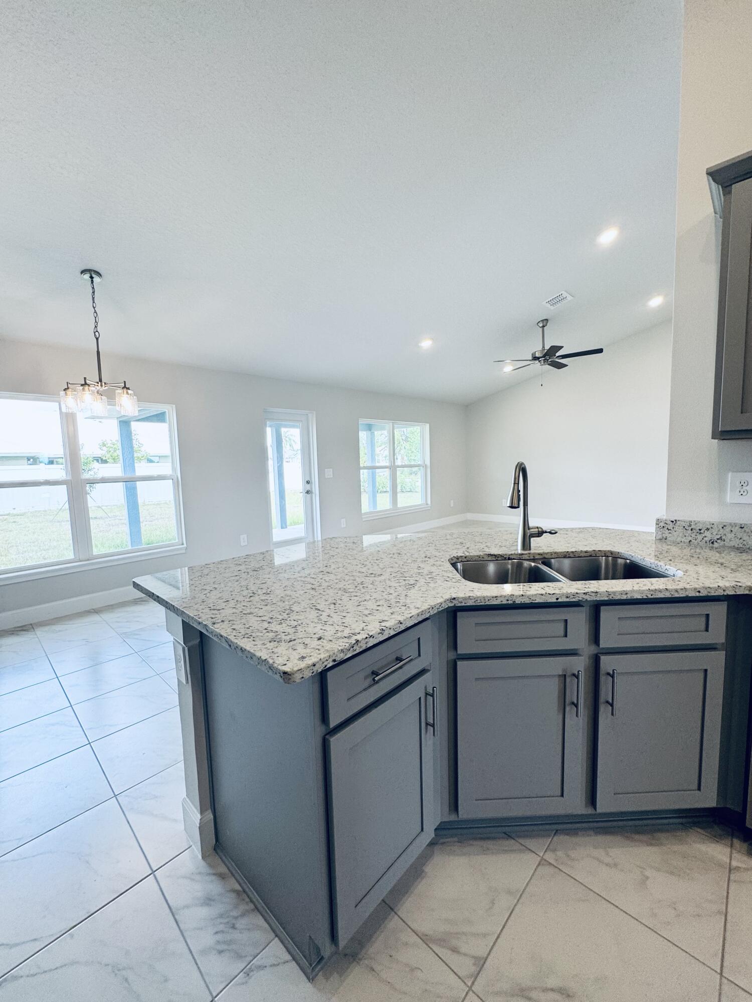 PORT ST LUCIE SECTION 33 - Residential