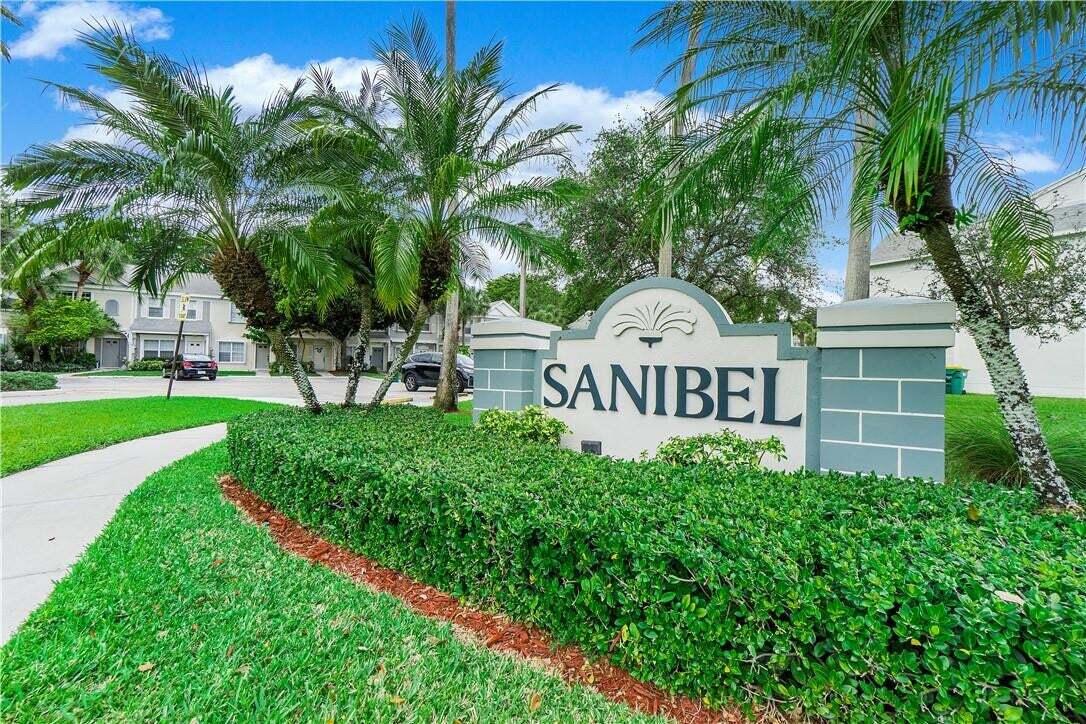 LAND SECTION 6-NORTH - Residential Lease