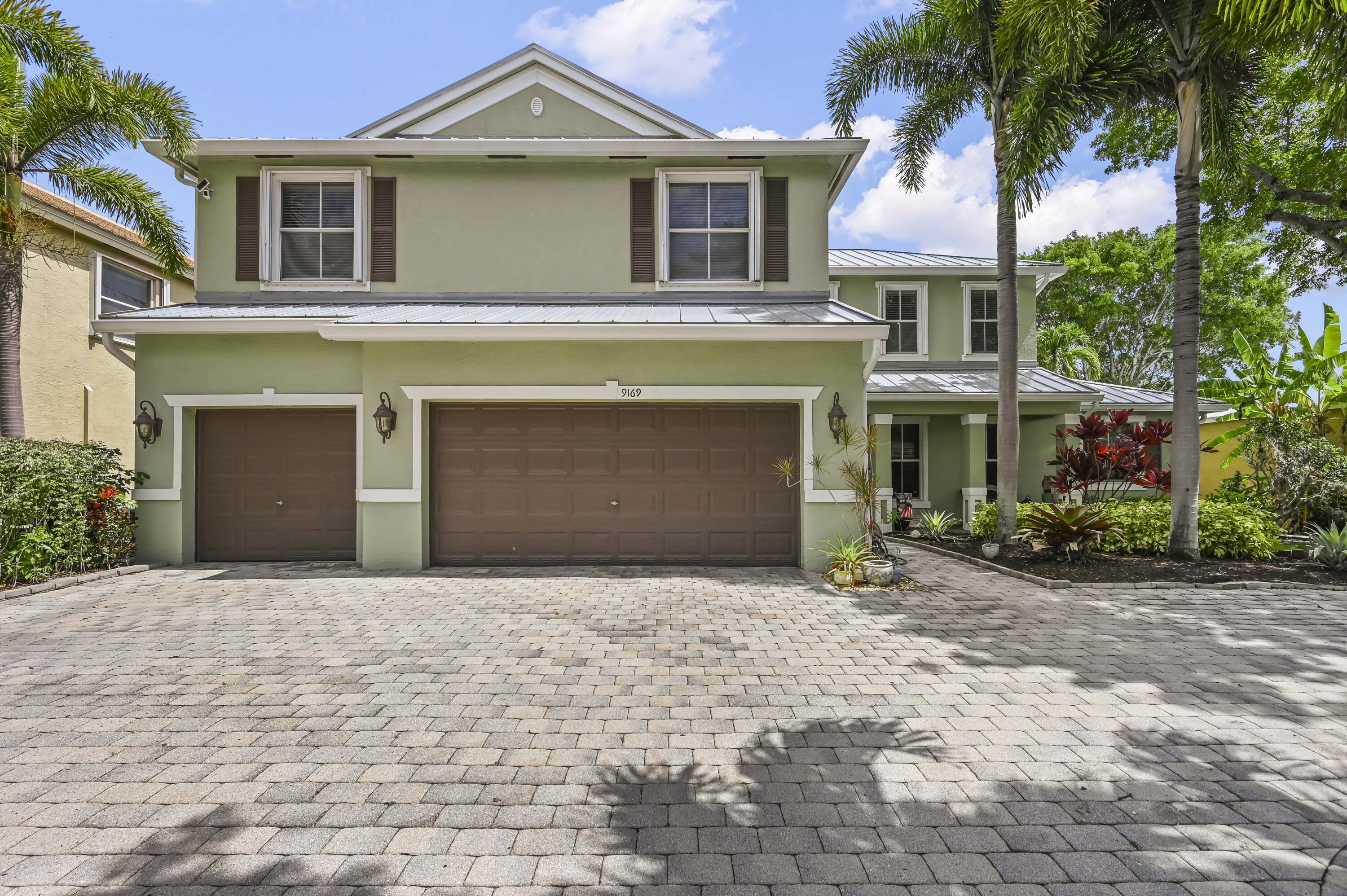 SAVANNAH ESTATES - Residential