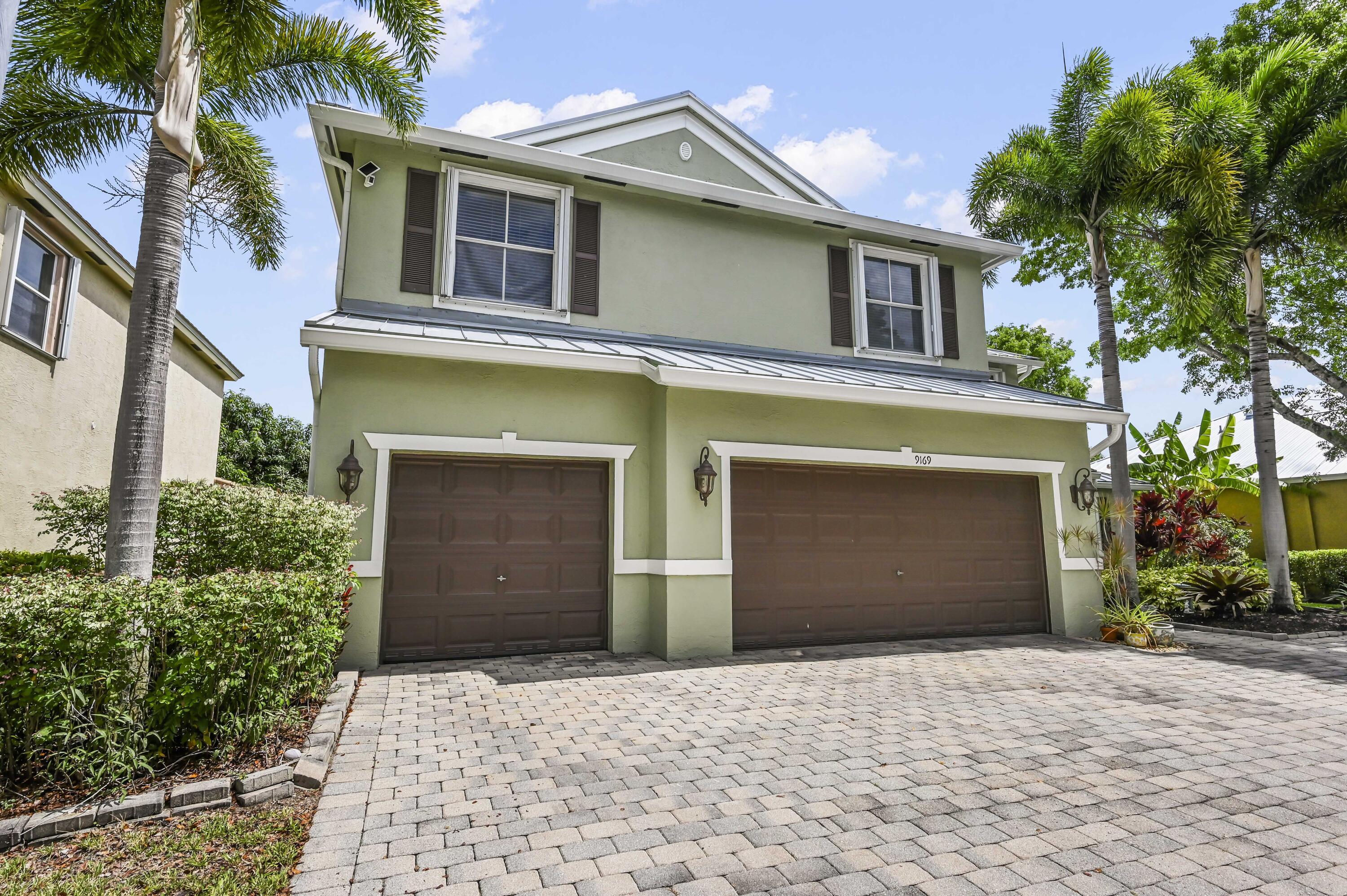 SAVANNAH ESTATES - Residential