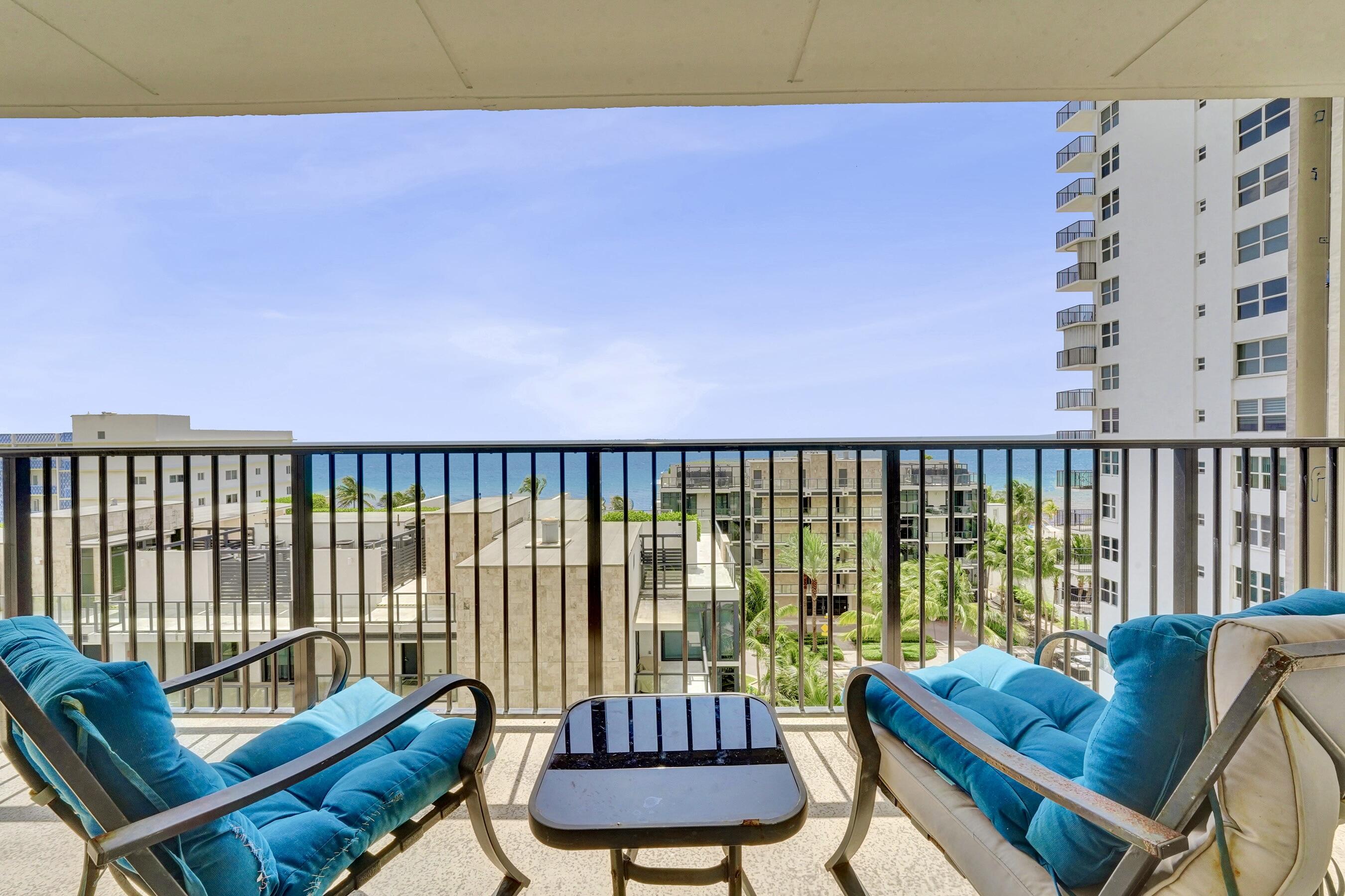 QUADOMAIN TOWER I AND IV CONDO - Residential