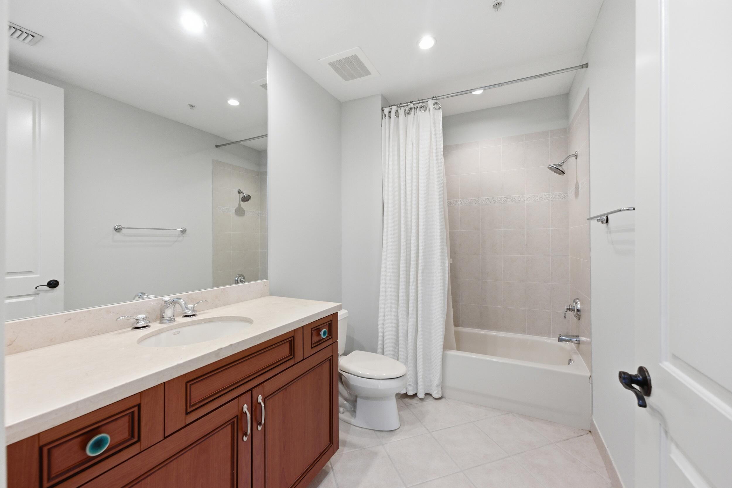 CITY WALK AT PINEAPPLE GROVE CONDO - Residential