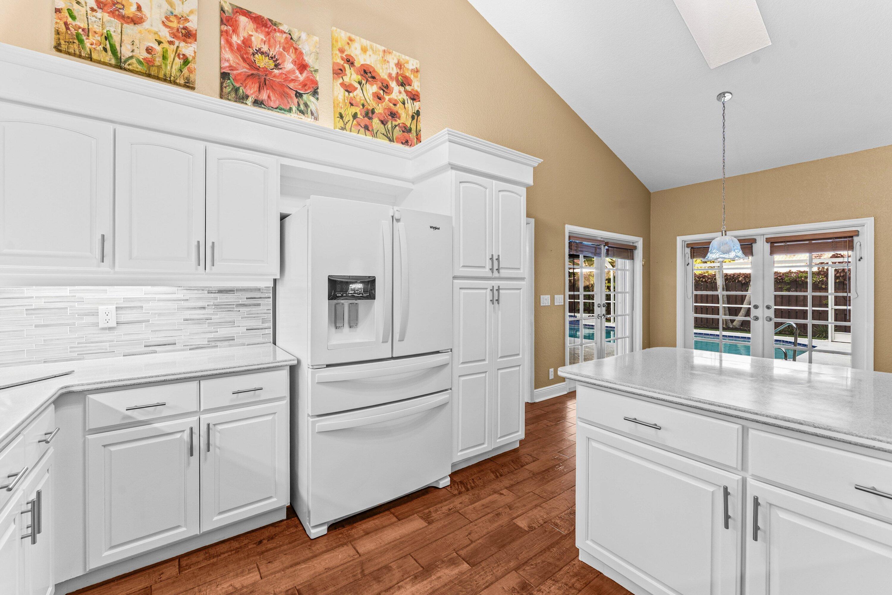 GREENVIEW SHORES 2 OF WELLINGTON - Residential