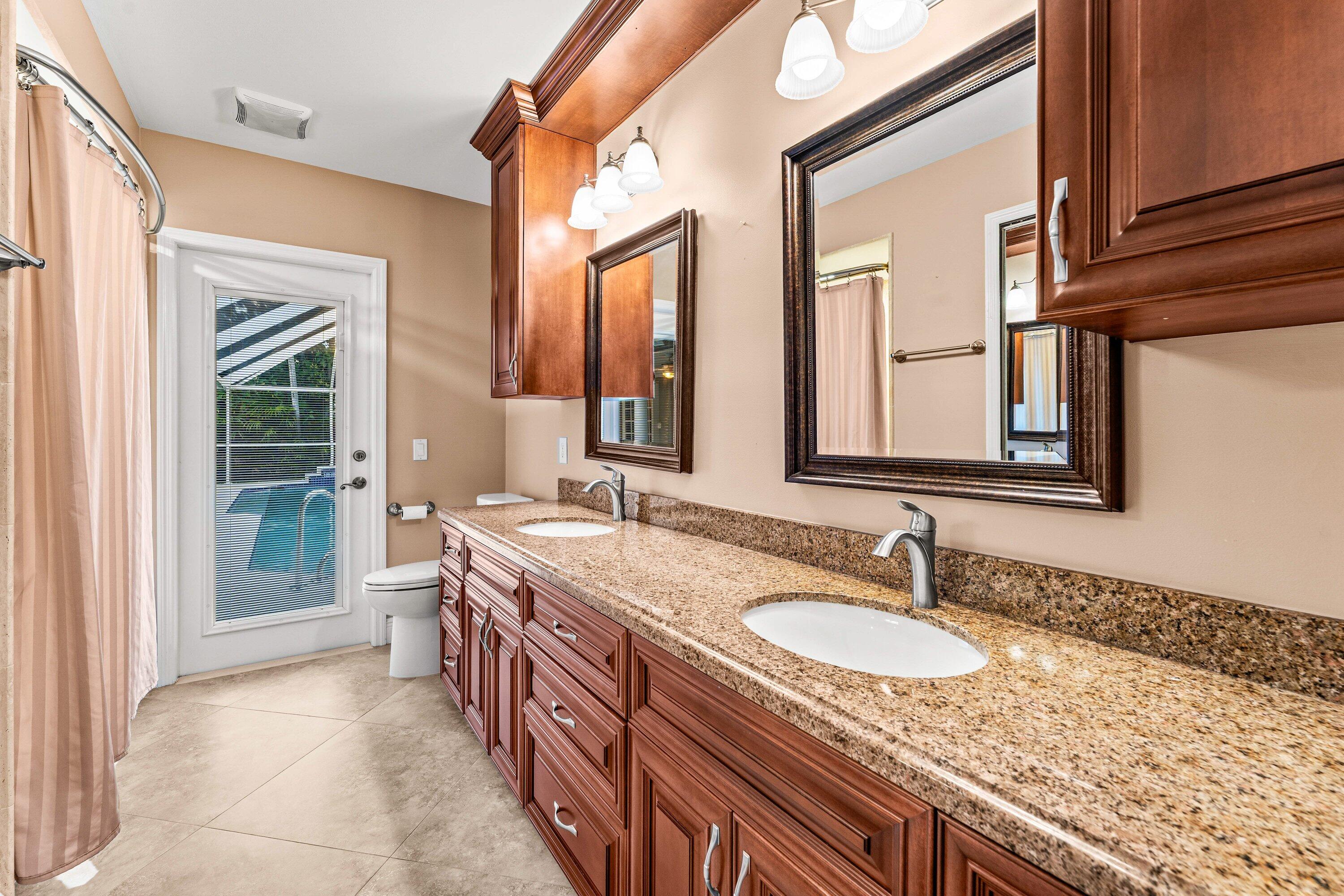 GREENVIEW SHORES 2 OF WELLINGTON - Residential