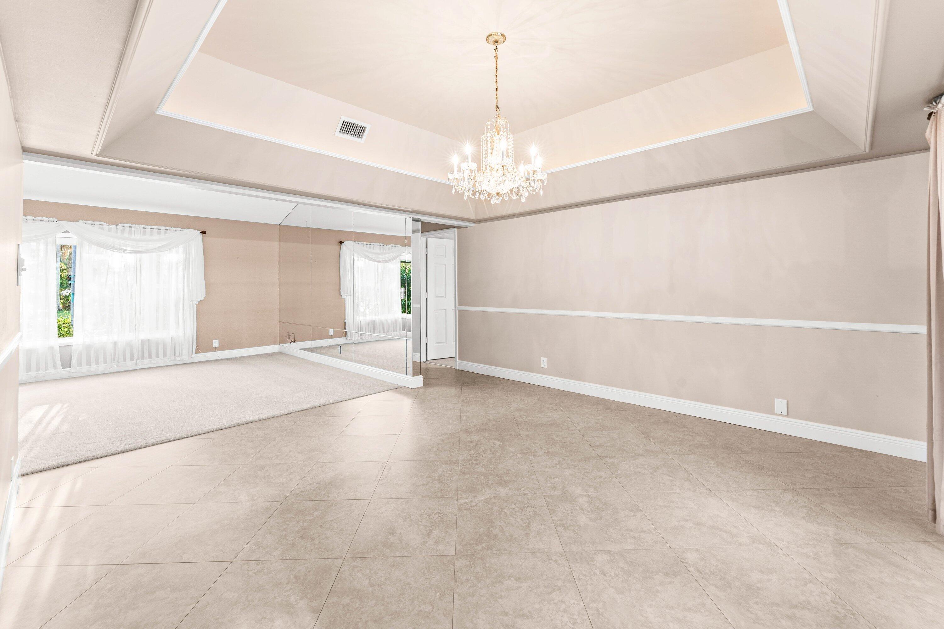 GREENVIEW SHORES 2 OF WELLINGTON - Residential