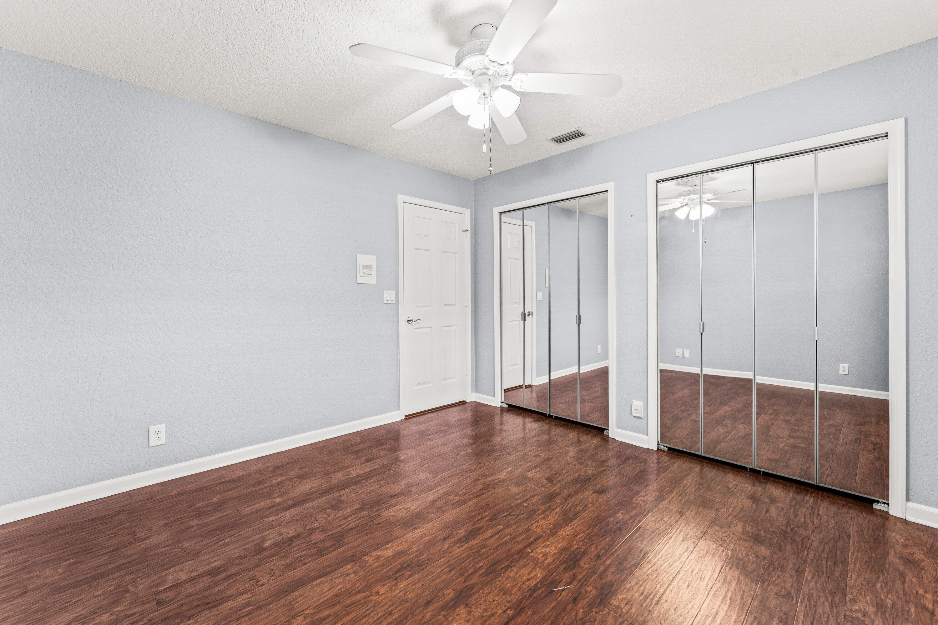 GREENVIEW SHORES 2 OF WELLINGTON - Residential