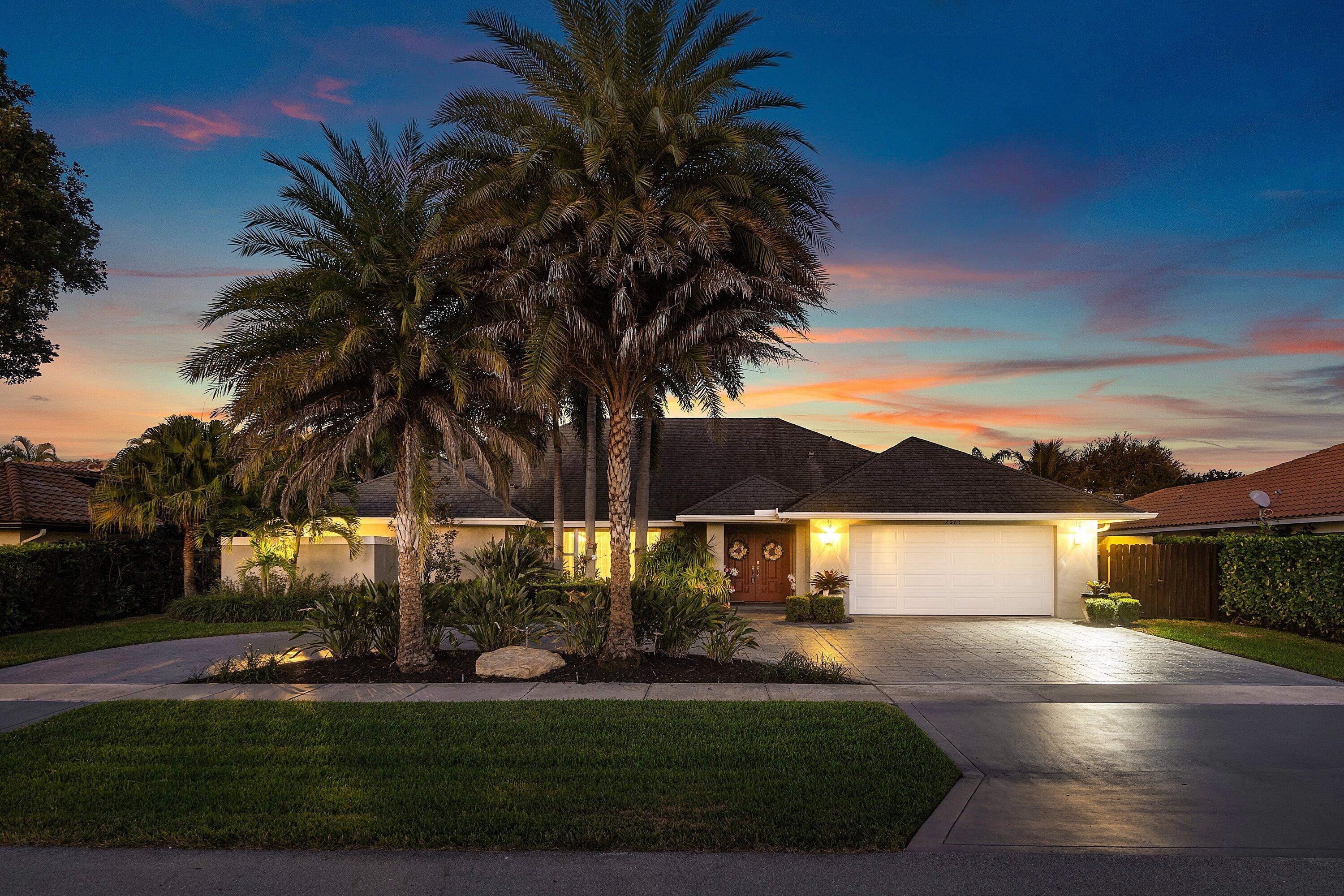 GREENVIEW SHORES 2 OF WELLINGTON - Residential