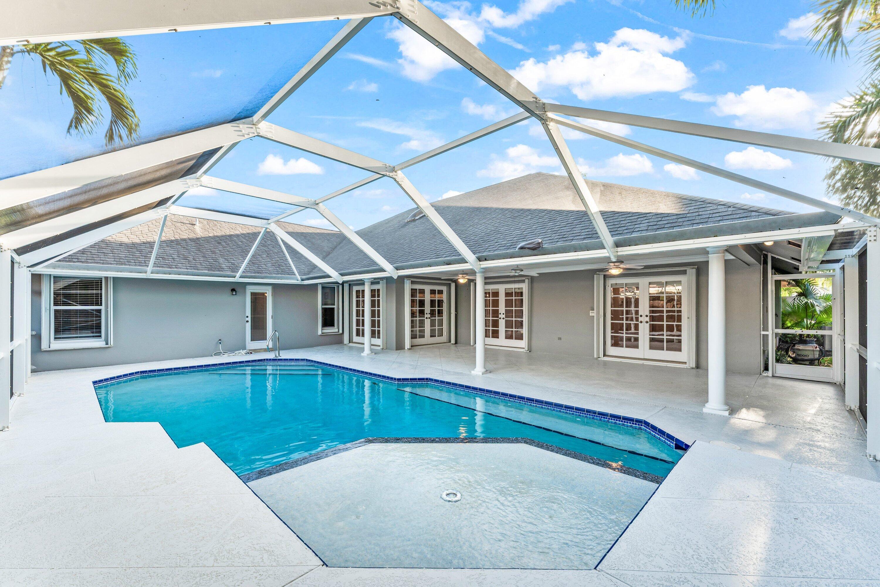 GREENVIEW SHORES 2 OF WELLINGTON - Residential
