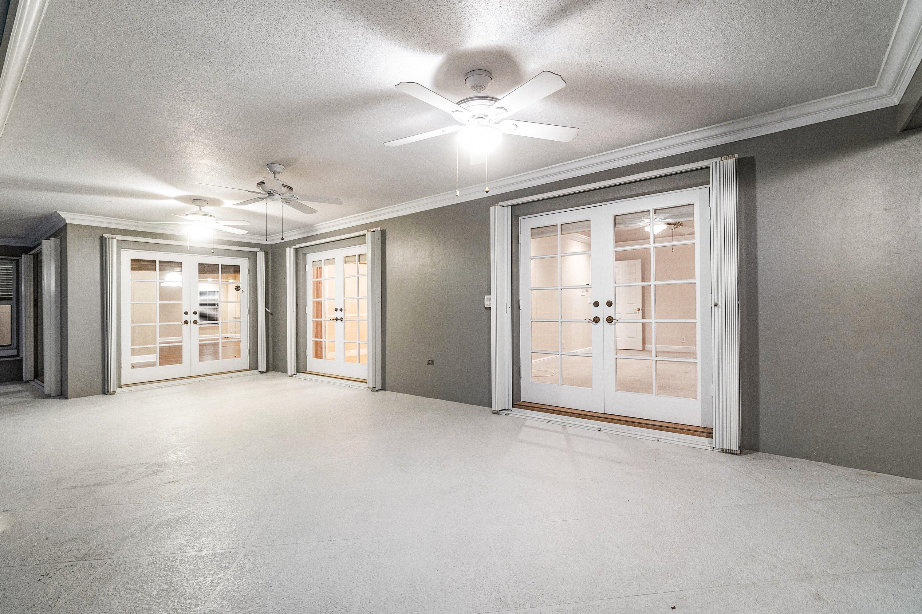 GREENVIEW SHORES 2 OF WELLINGTON - Residential