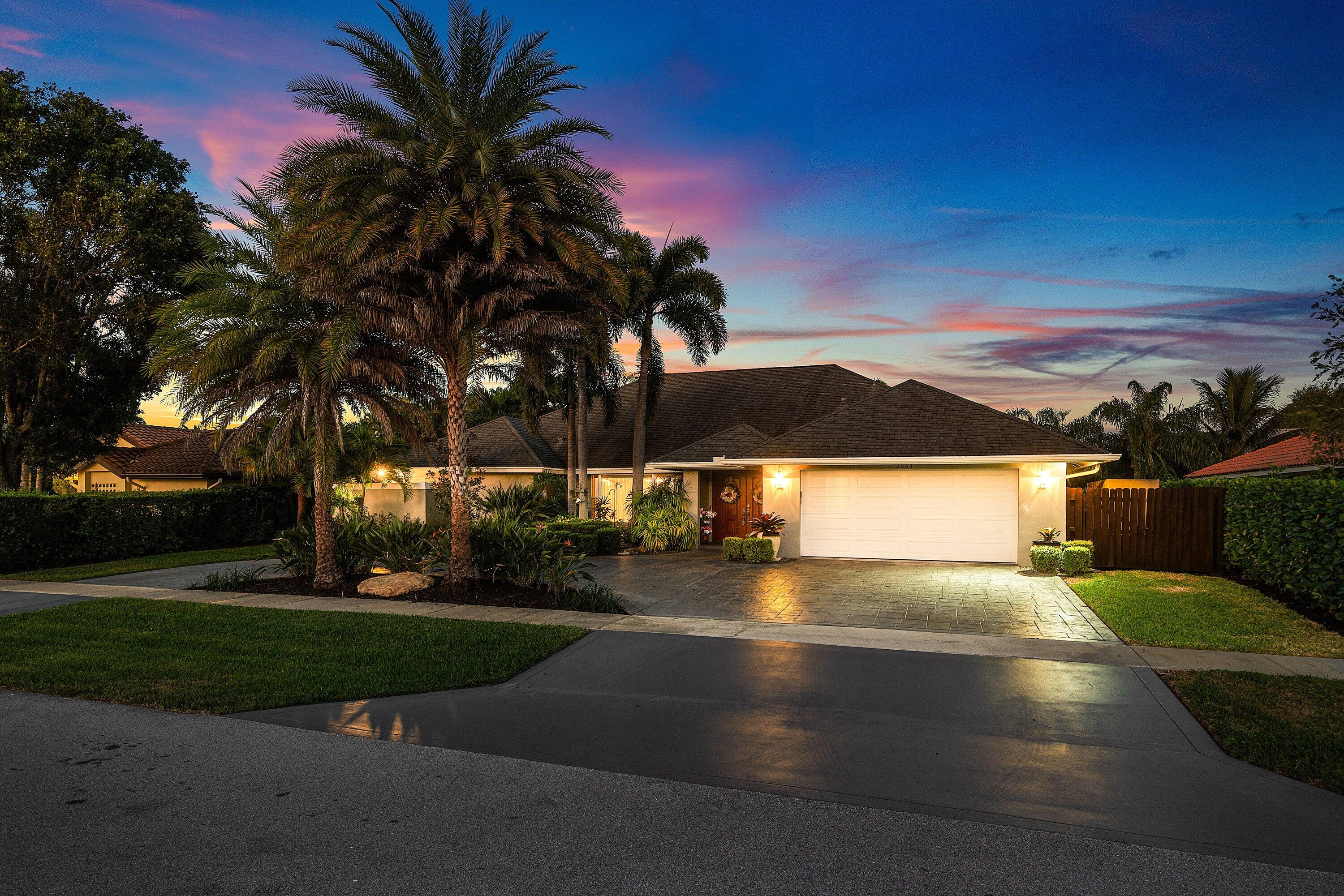 GREENVIEW SHORES 2 OF WELLINGTON - Residential